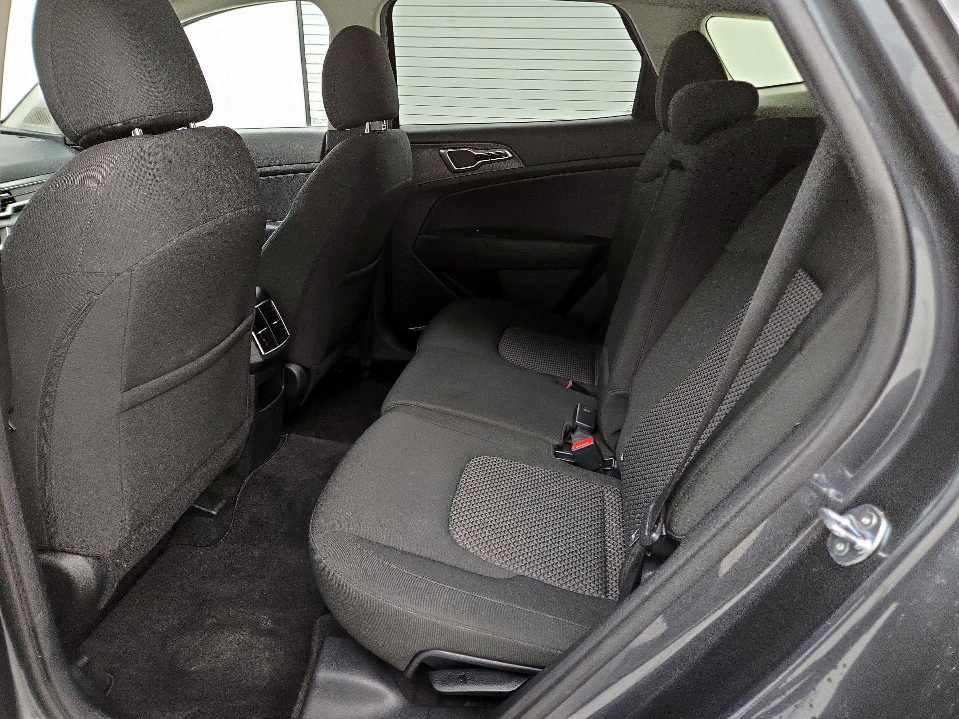 Thumbnail: 2025 Kia Sportage - 19