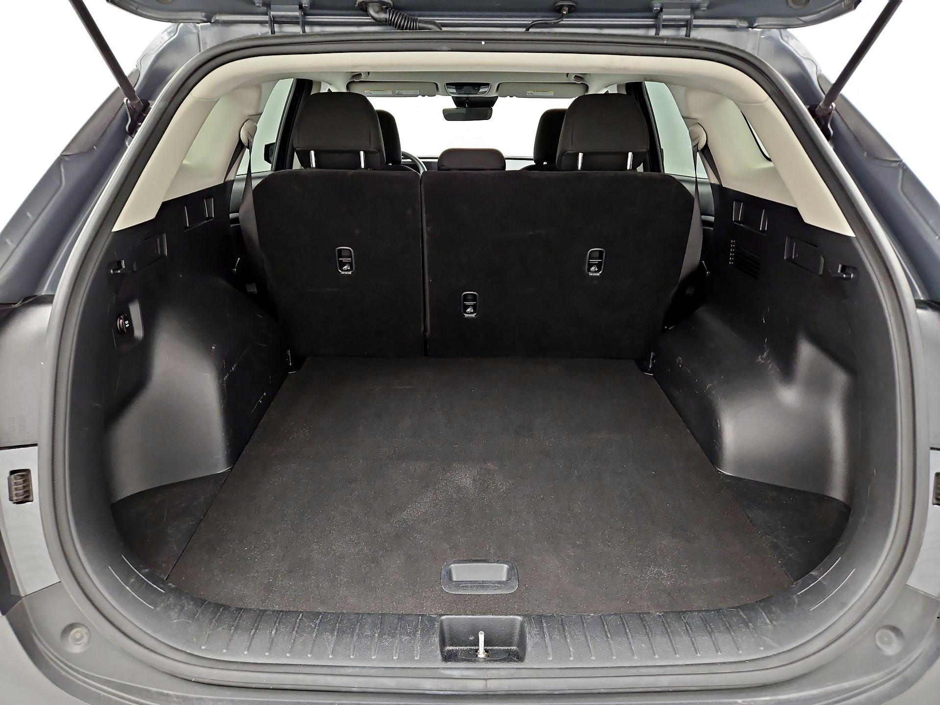 Thumbnail: 2025 Kia Sportage - 20