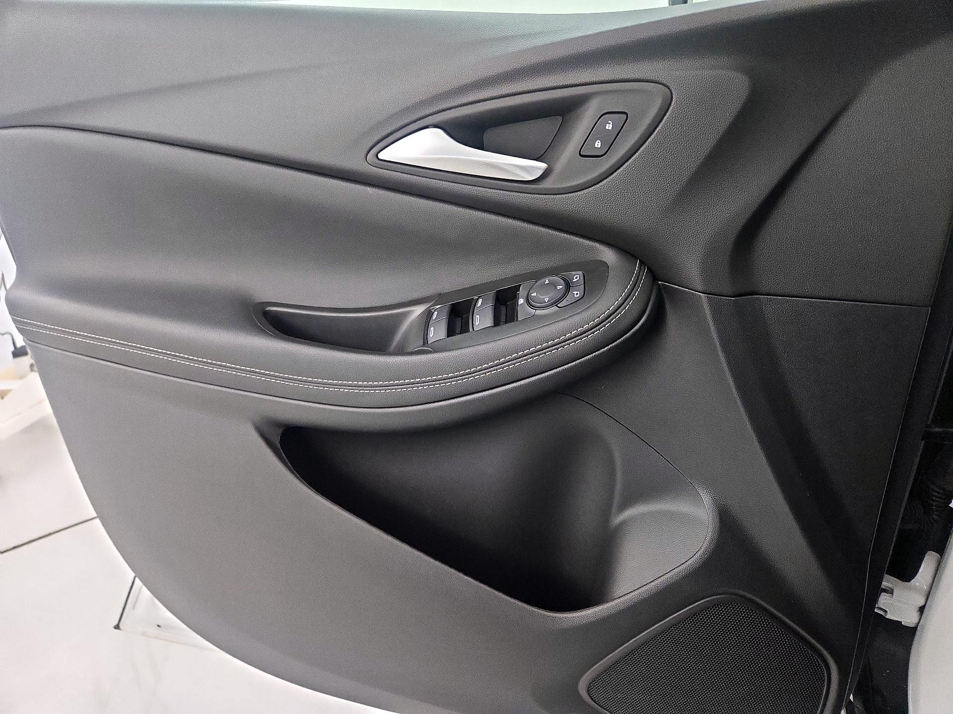 Thumbnail: 2025 Buick Encore GX - 12