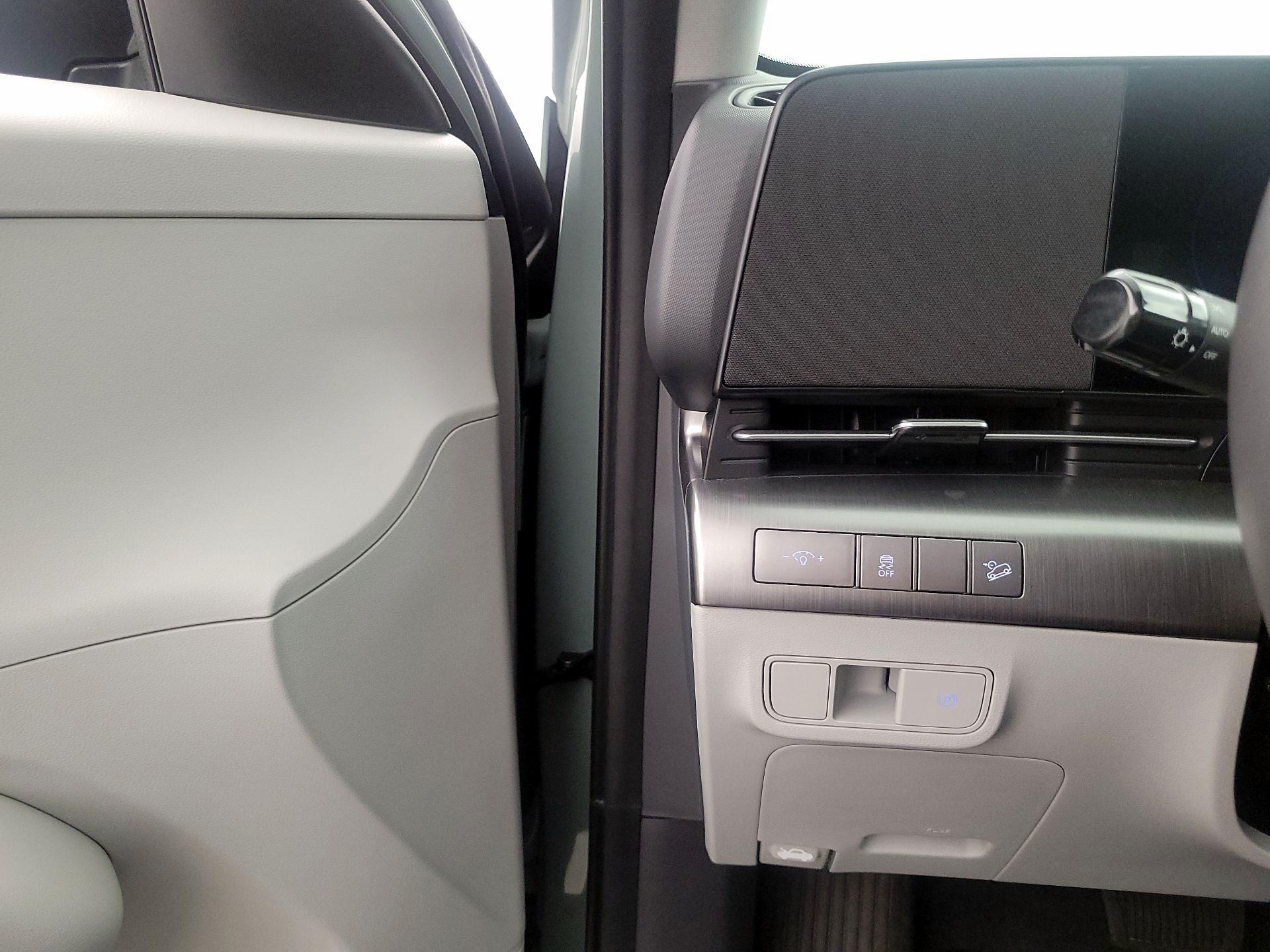 Thumbnail: 2025 Hyundai Kona - 13