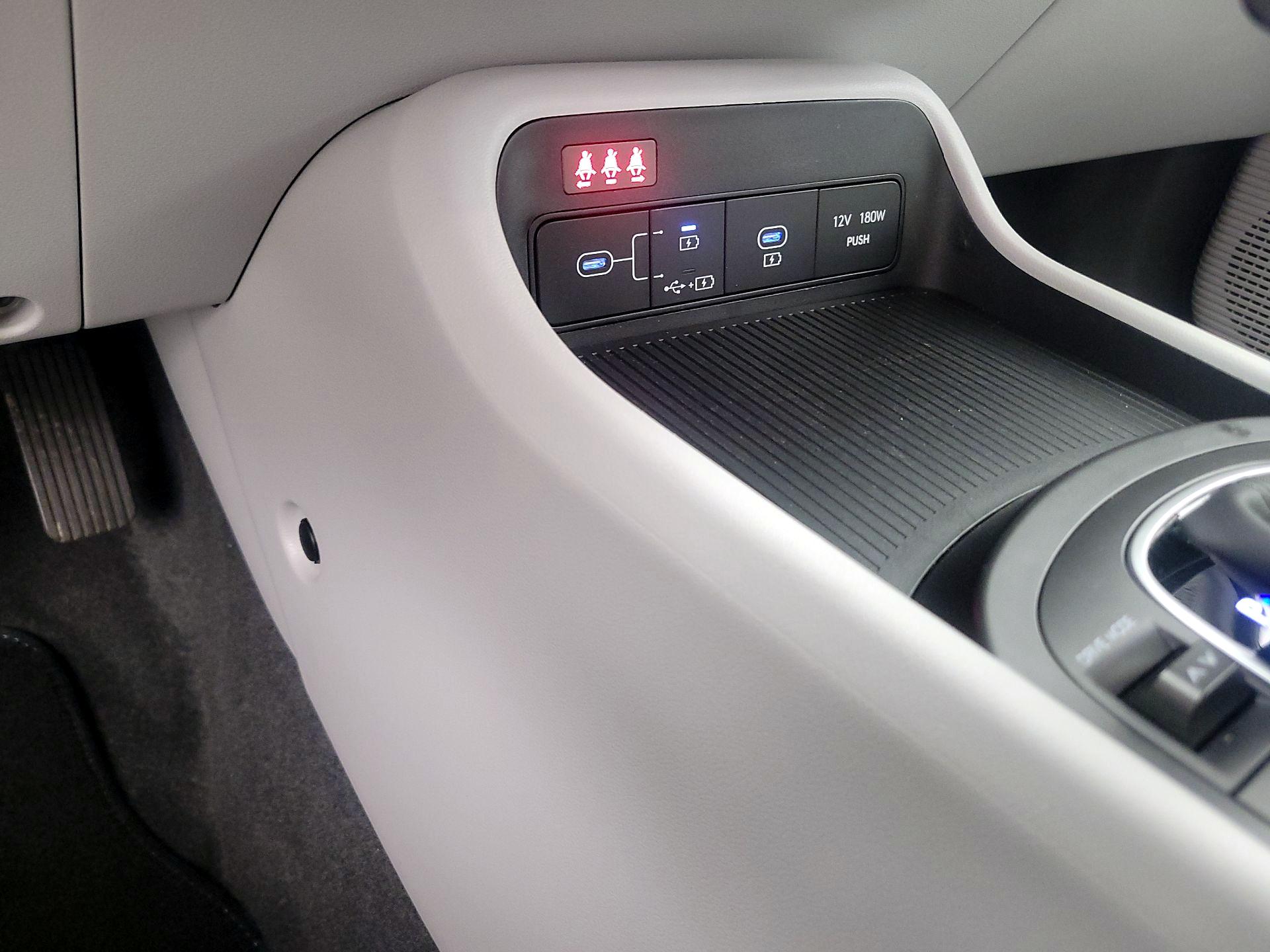 Thumbnail: 2025 Hyundai Kona - 18