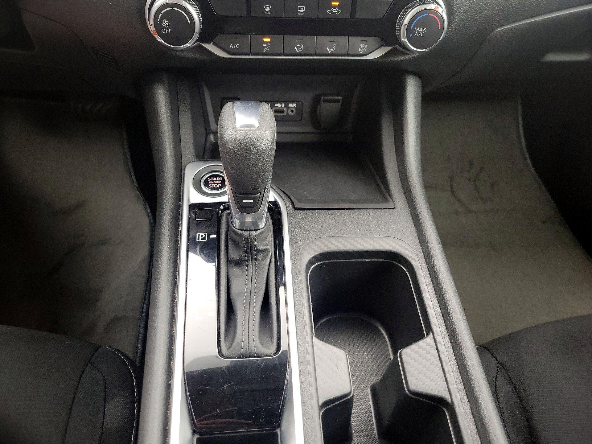 Thumbnail: 2024 Nissan Sentra - 17