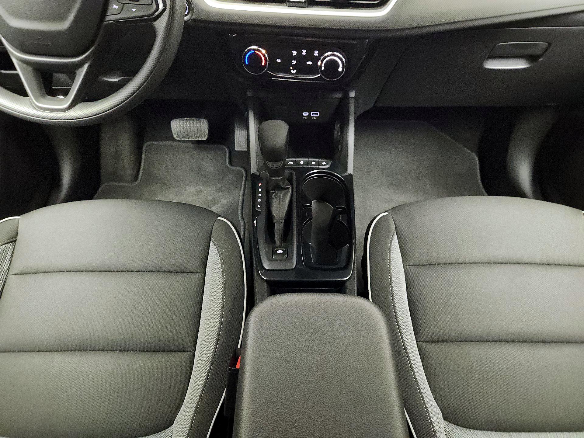 Thumbnail: 2025 Chevrolet TrailBlazer - 17