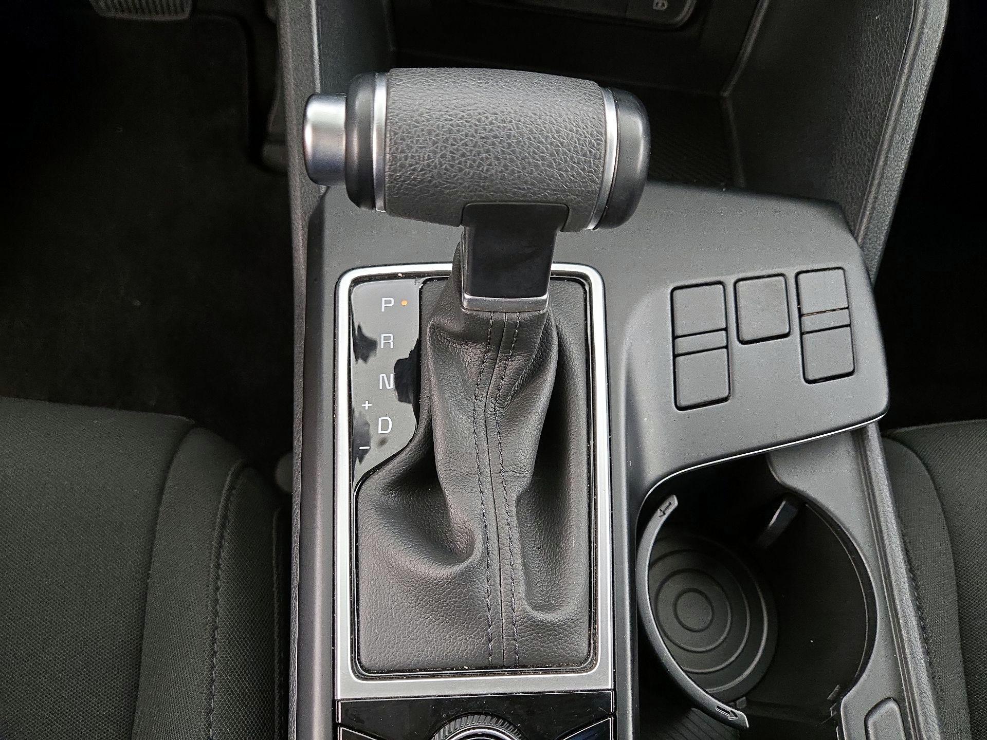 Thumbnail: 2025 Kia Sportage - 17