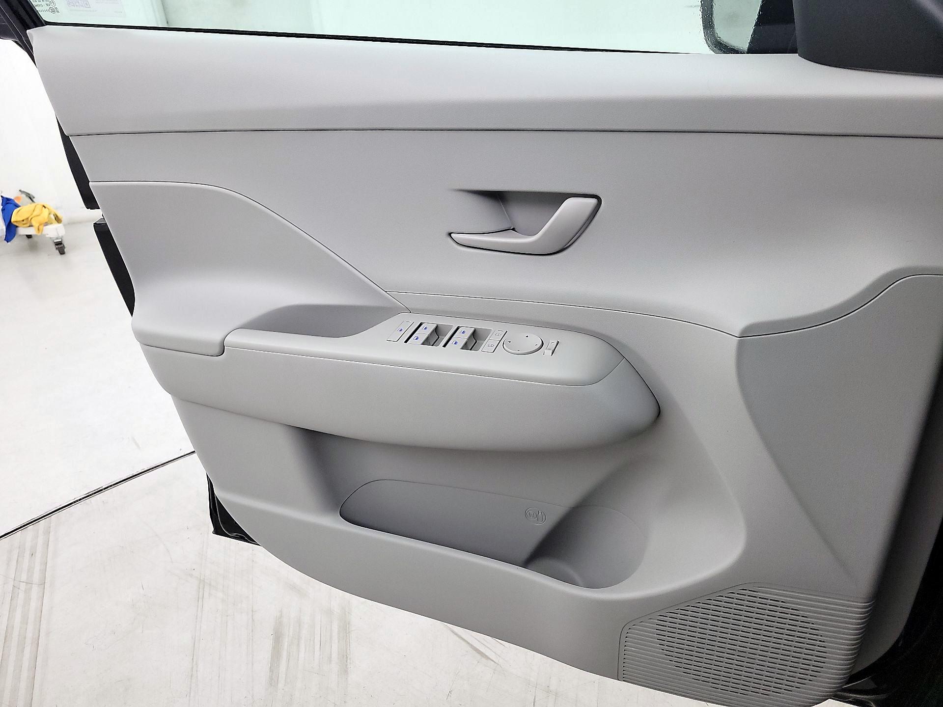 Thumbnail: 2025 Hyundai Kona - 12