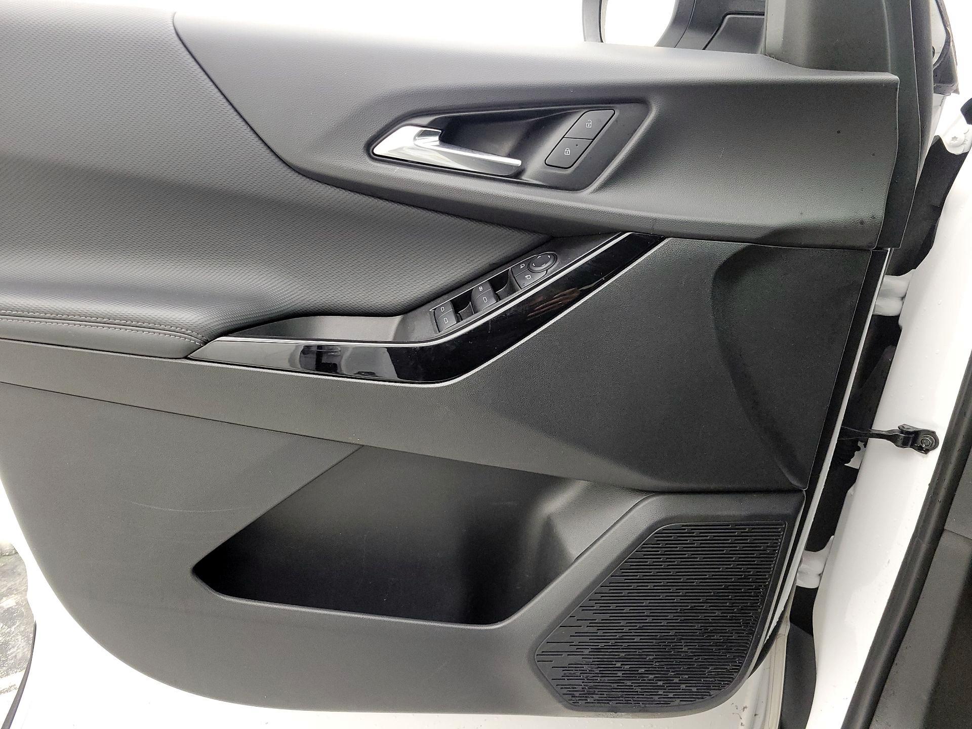 Thumbnail: 2025 Chevrolet Equinox - 12