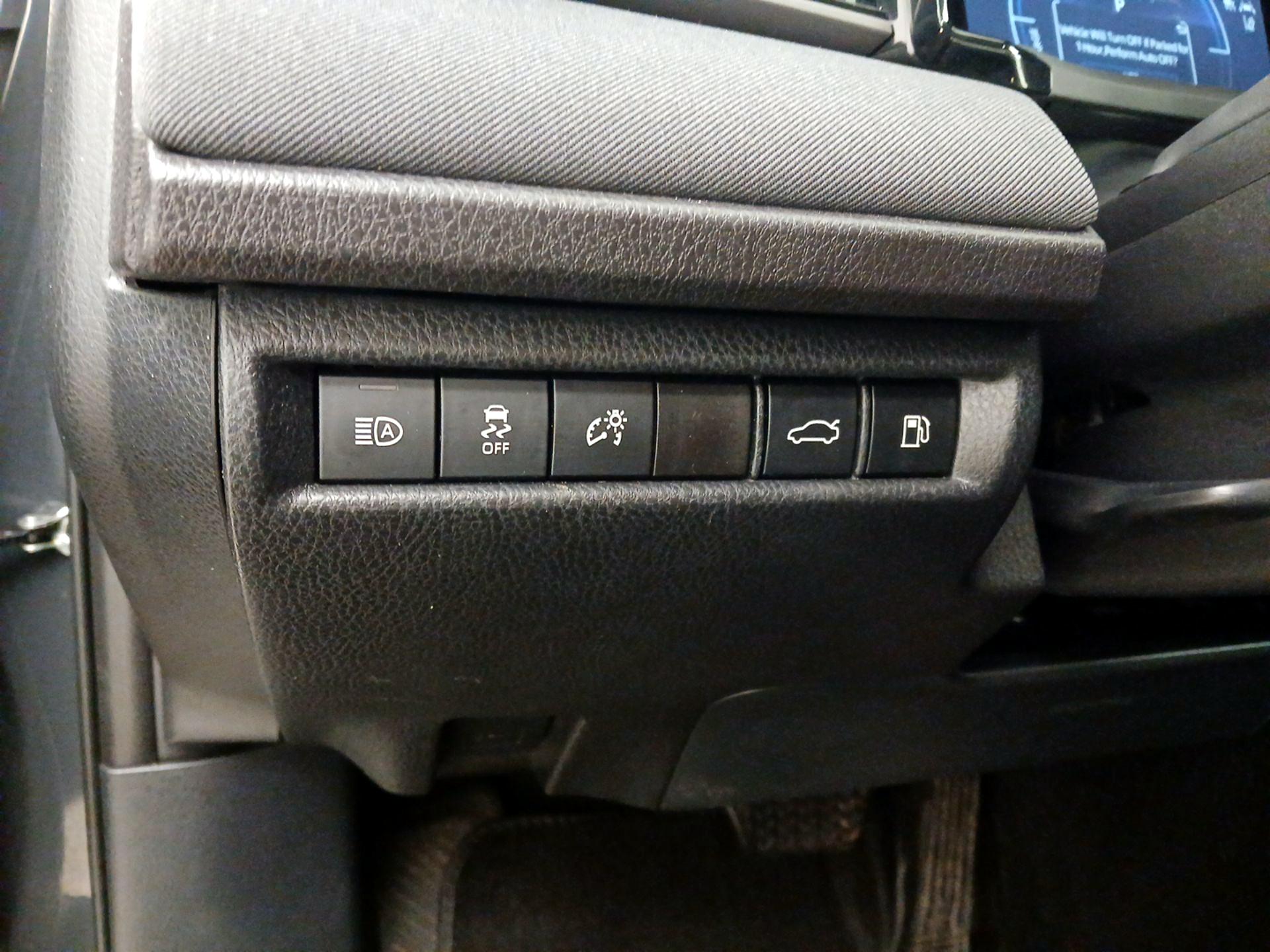 Thumbnail: 2025 Toyota Camry - 13