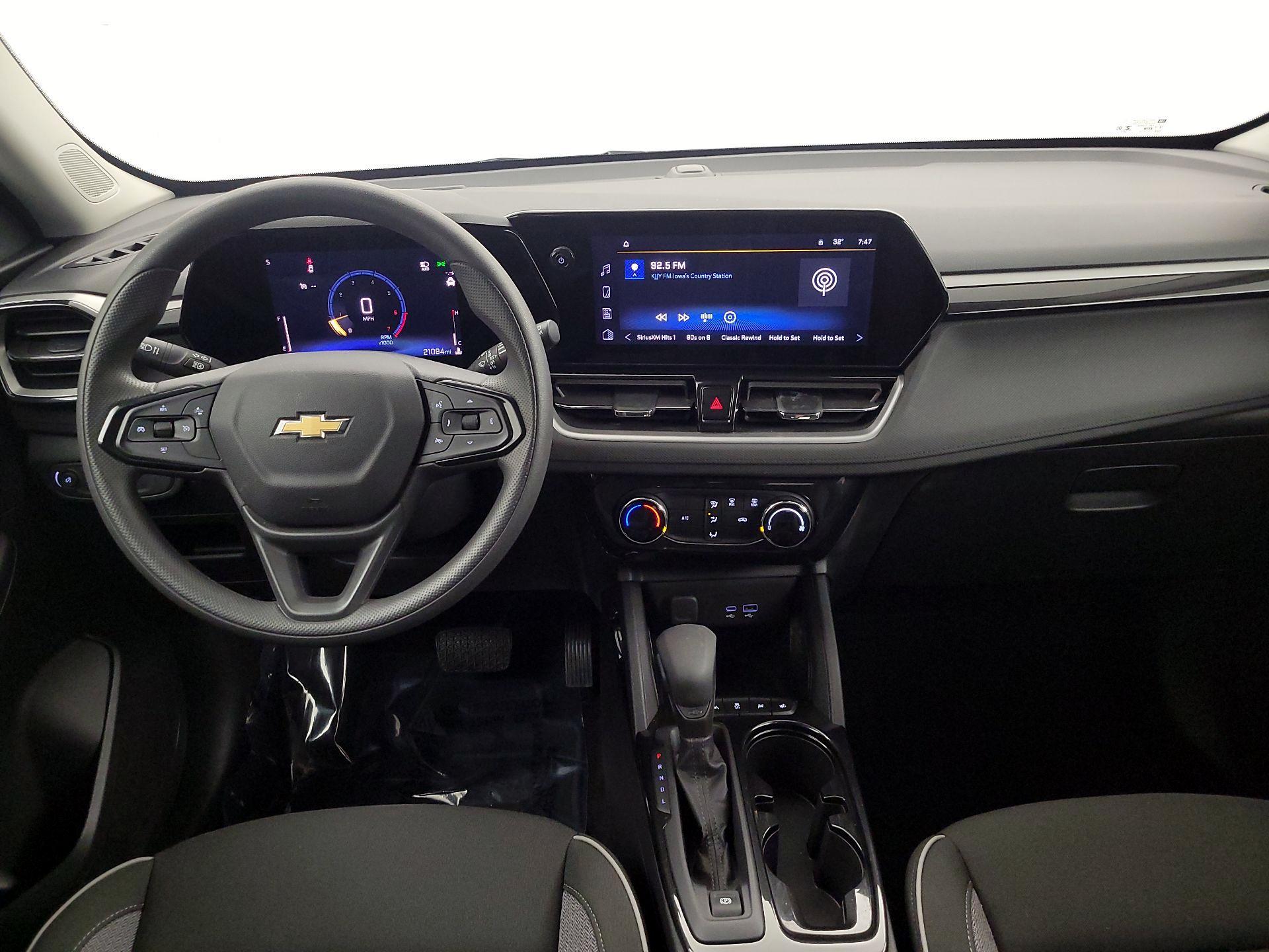 Thumbnail: 2025 Chevrolet TrailBlazer - 9