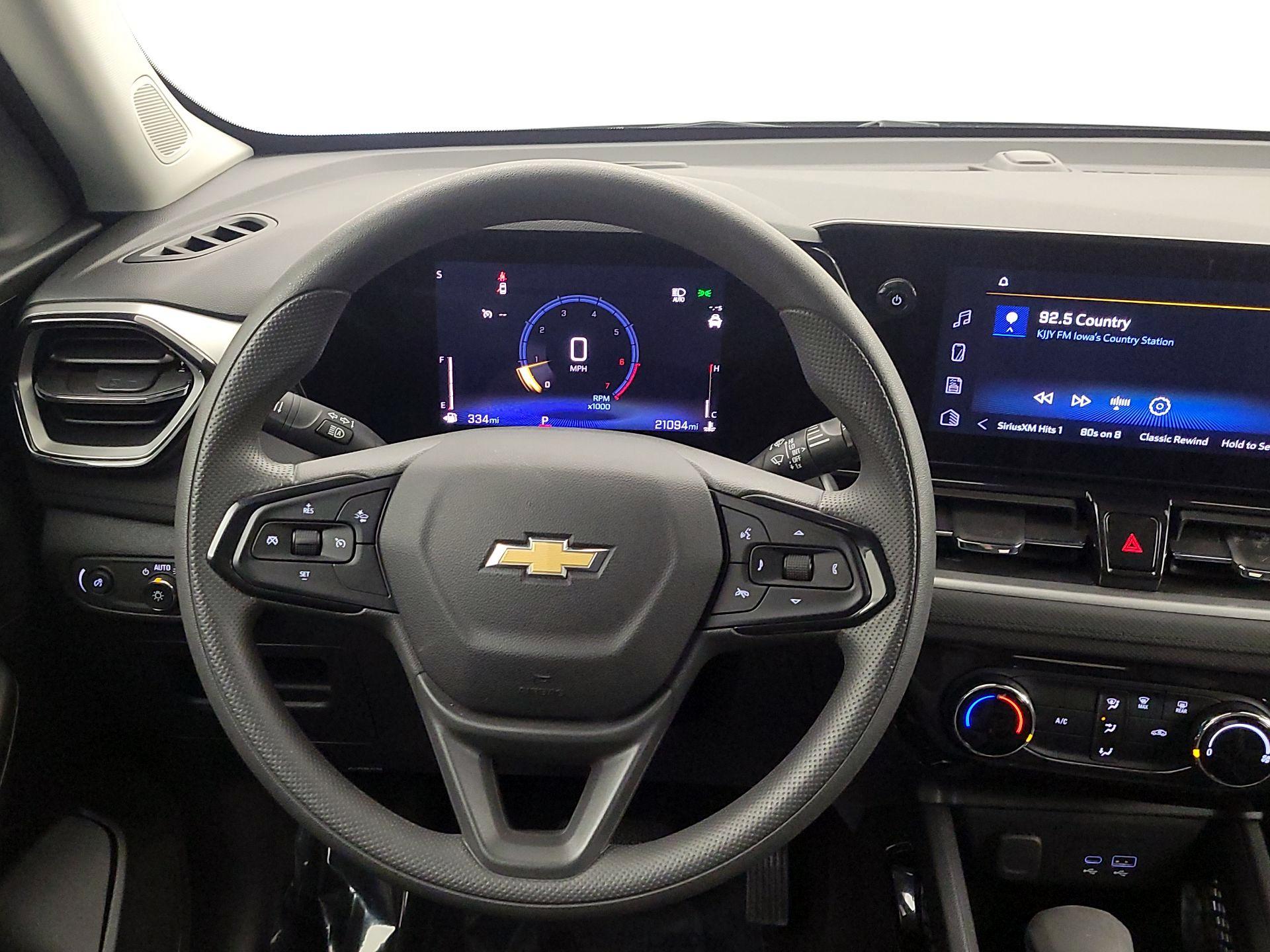 Thumbnail: 2025 Chevrolet TrailBlazer - 10