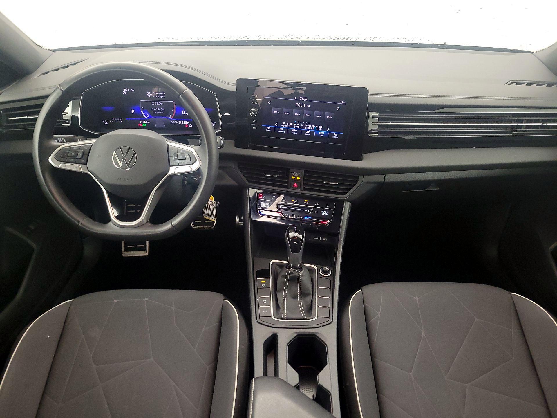 Thumbnail: 2025 Volkswagen Jetta - 9