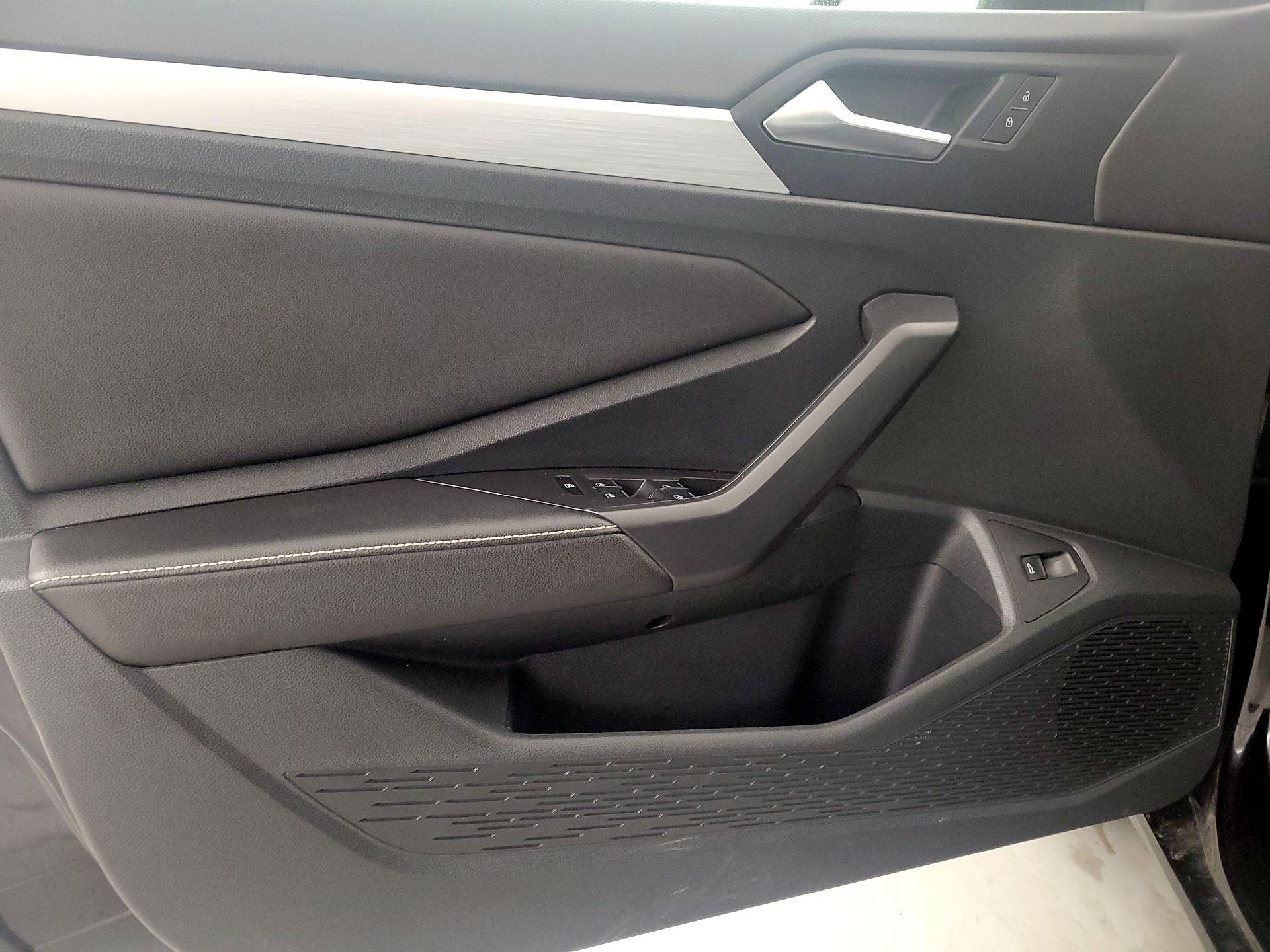 Thumbnail: 2025 Volkswagen Jetta - 12