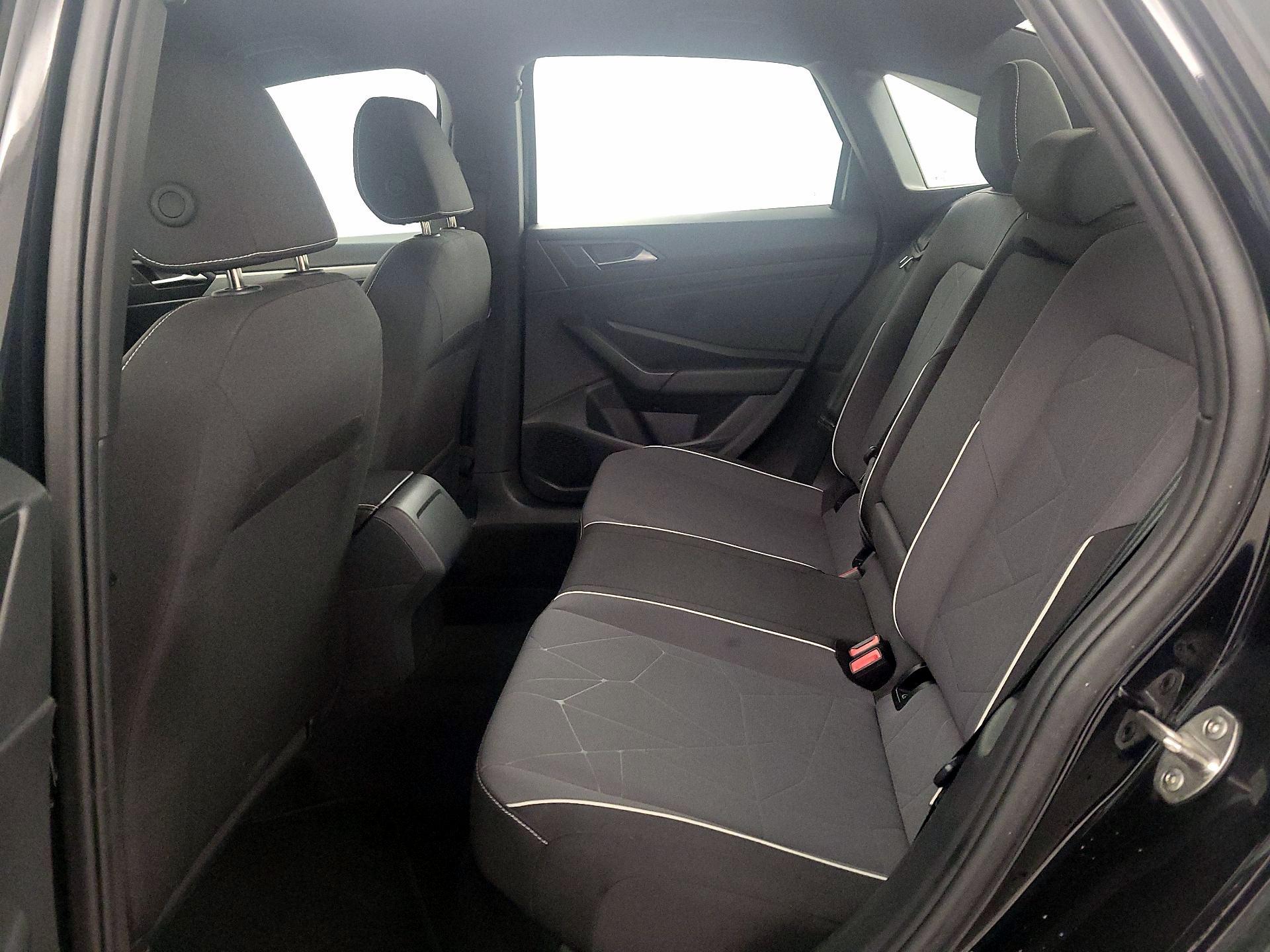 Thumbnail: 2025 Volkswagen Jetta - 19