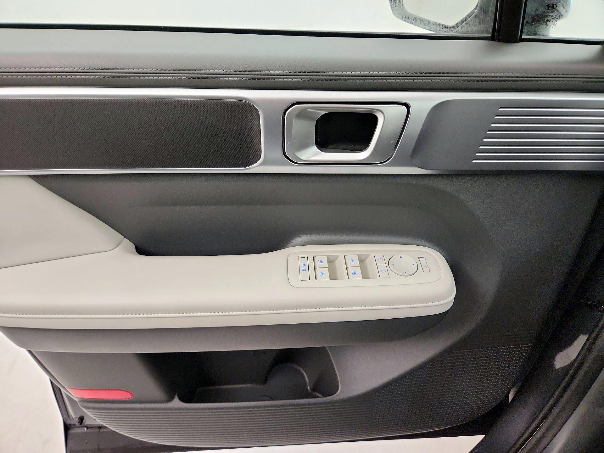 Thumbnail: 2025 Hyundai Santa Fe - 12