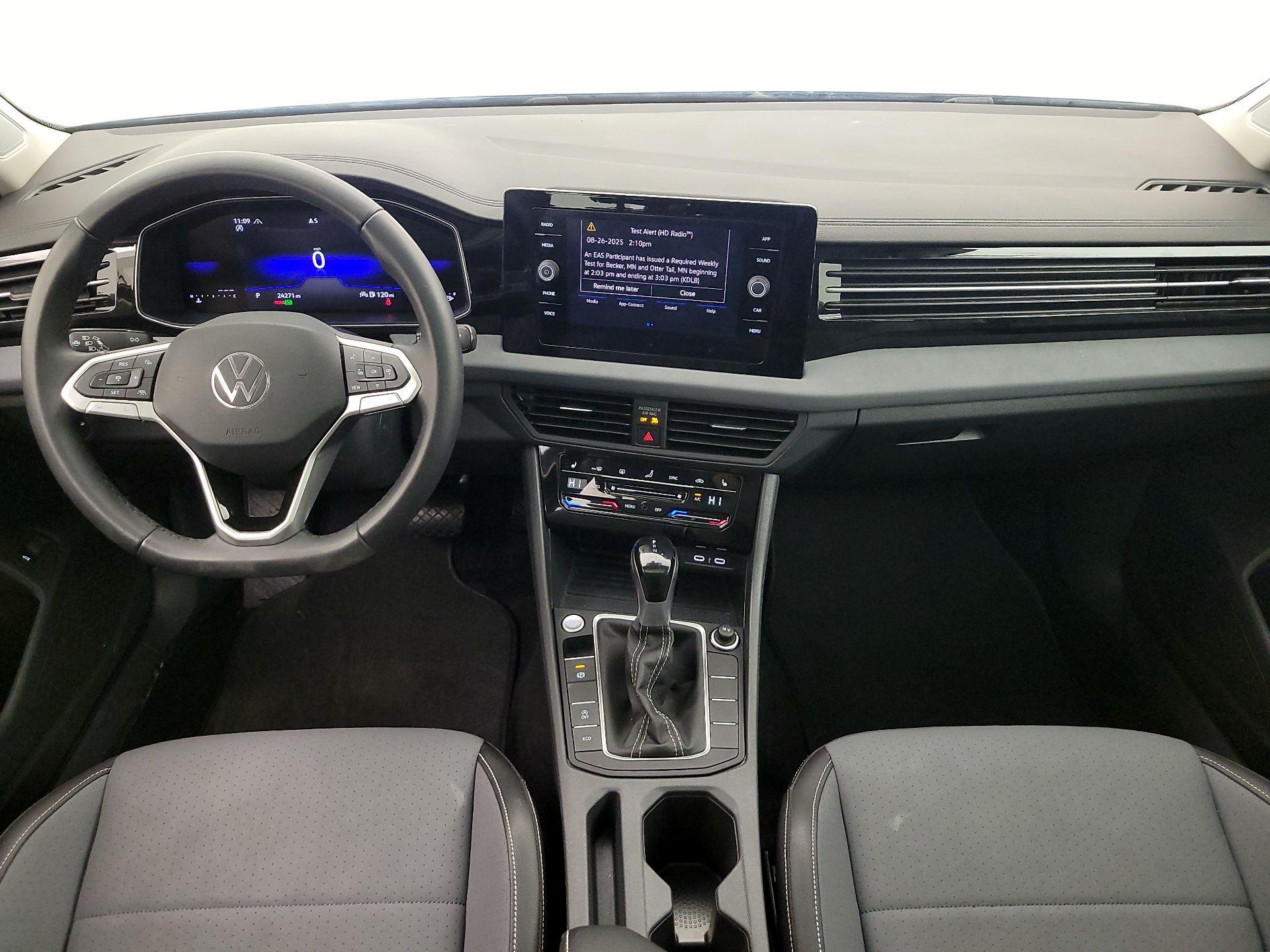 Thumbnail: 2025 Volkswagen Jetta - 9