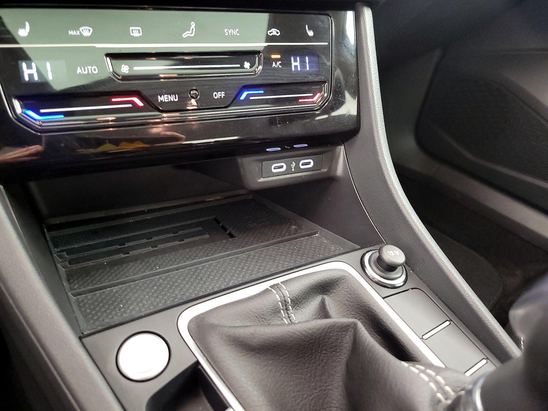 Thumbnail: 2025 Volkswagen Jetta - 18