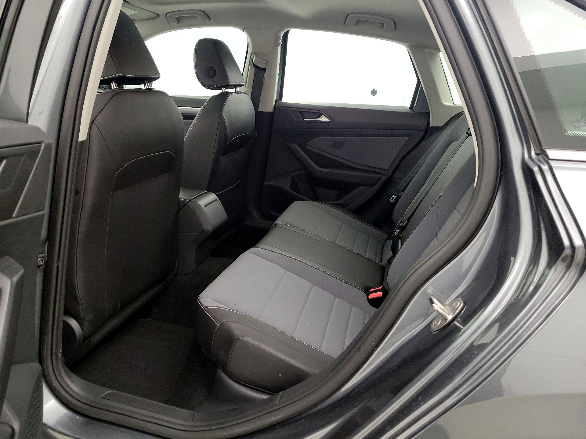 Thumbnail: 2025 Volkswagen Jetta - 20