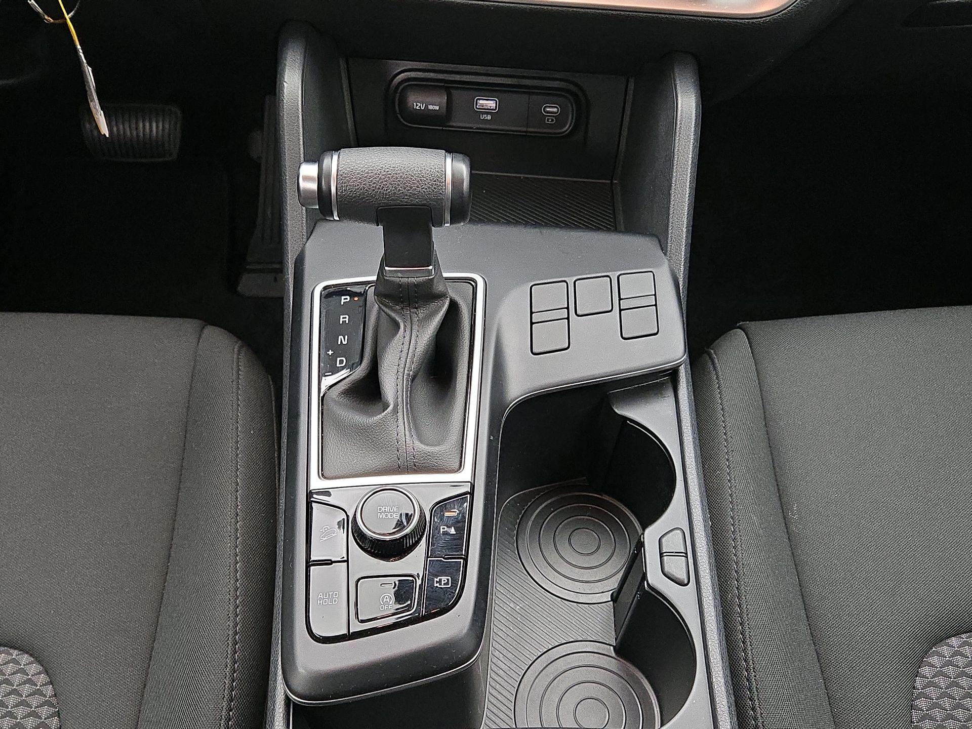 Thumbnail: 2025 Kia Sportage - 17