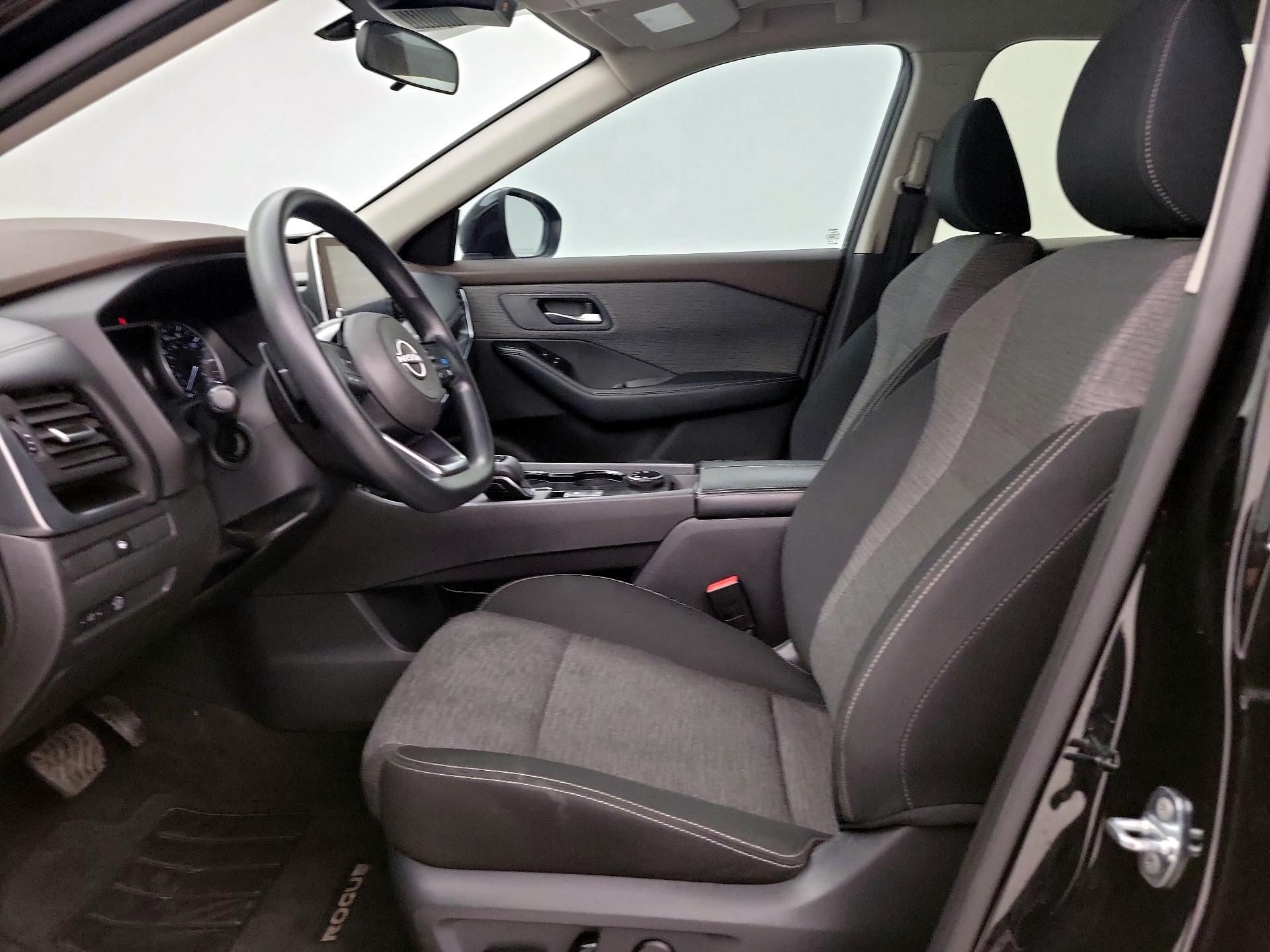 Thumbnail: 2023 Nissan Rogue - 11