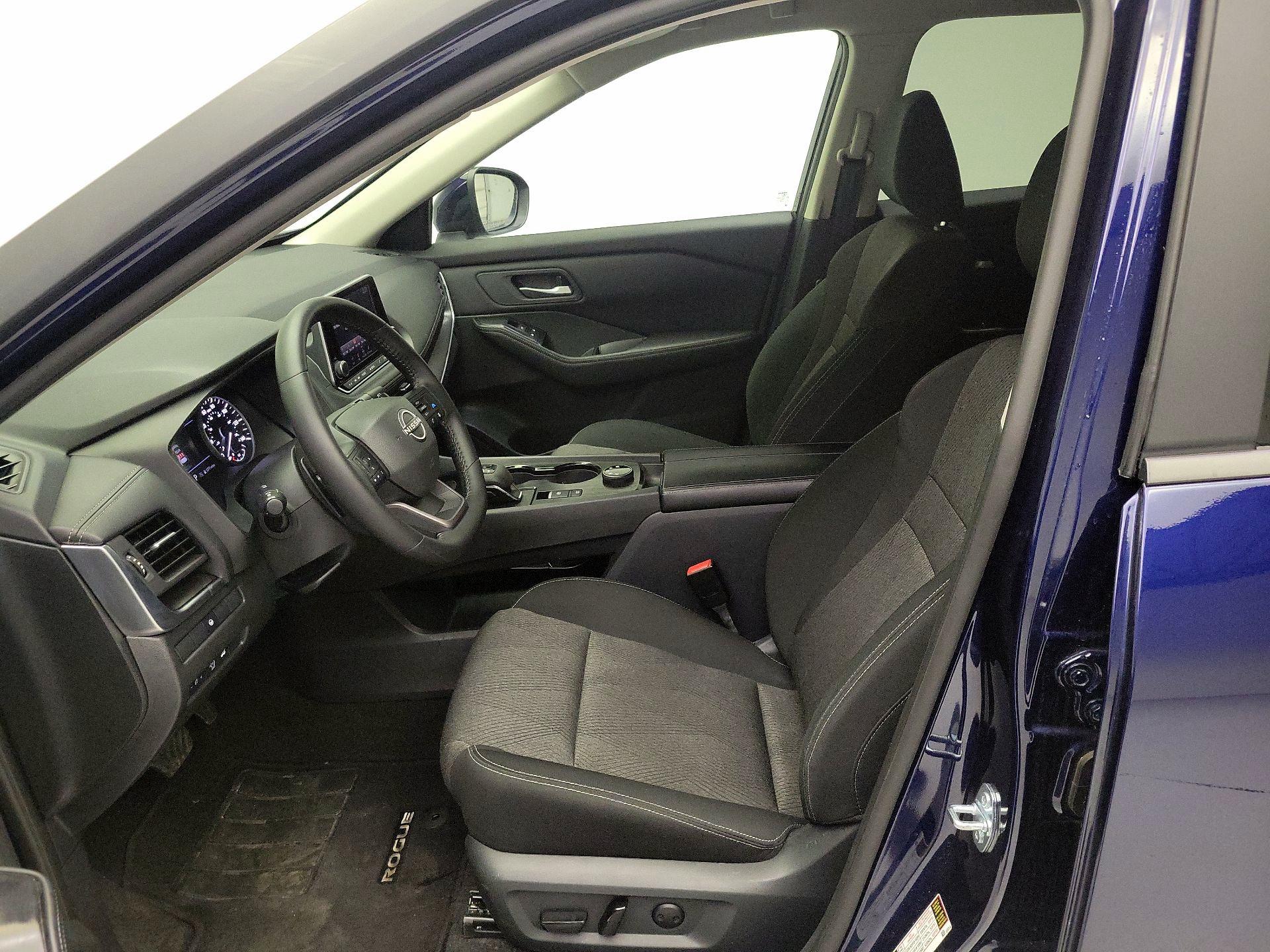 Thumbnail: 2025 Nissan Rogue - 11