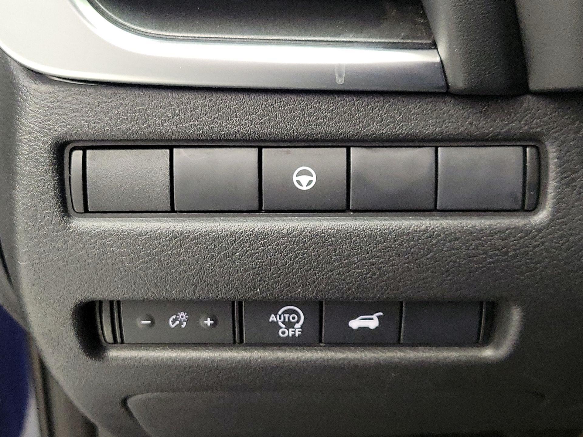 Thumbnail: 2025 Nissan Rogue - 13