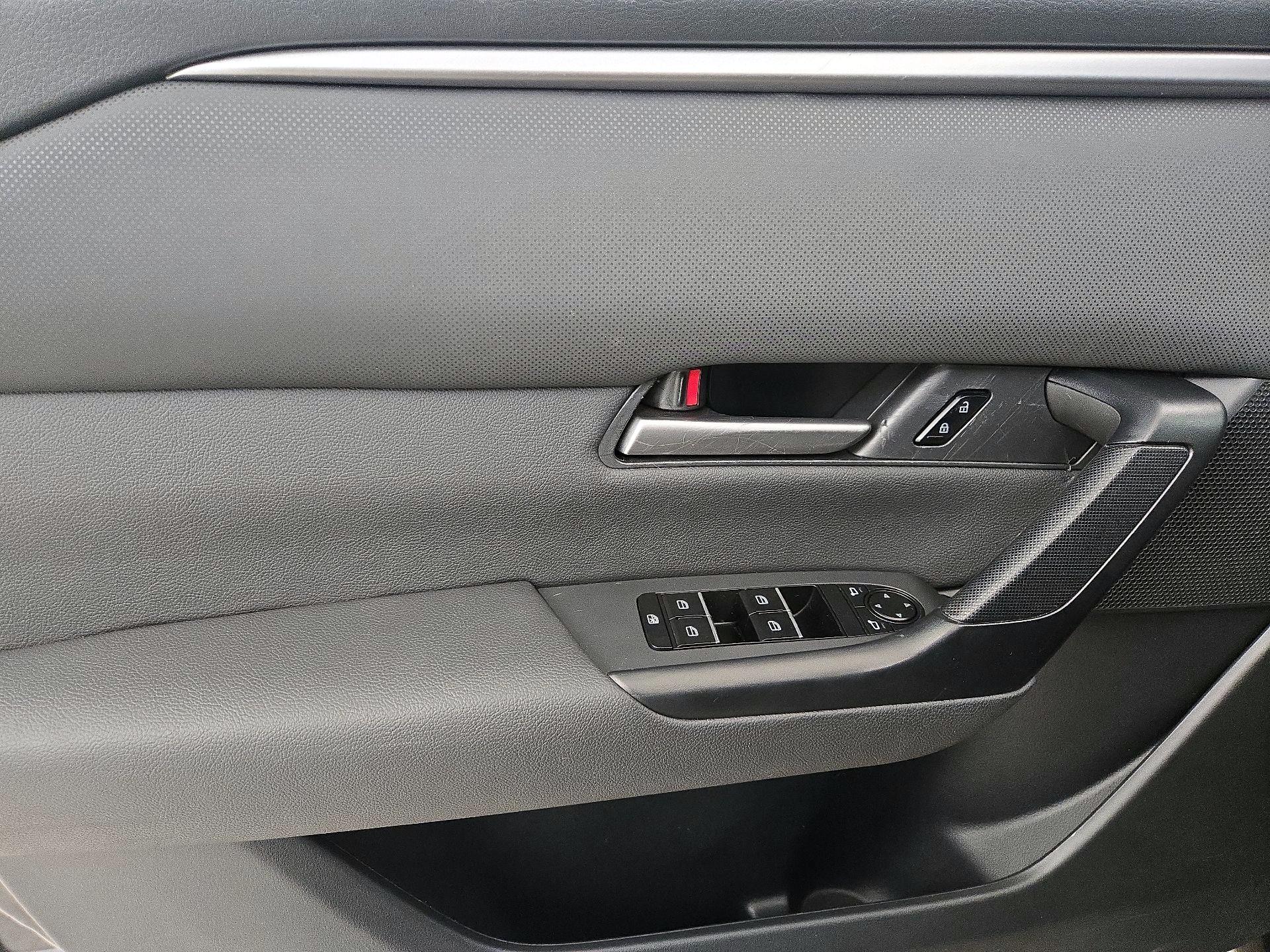 Thumbnail: 2025 Mazda CX-50 - 12