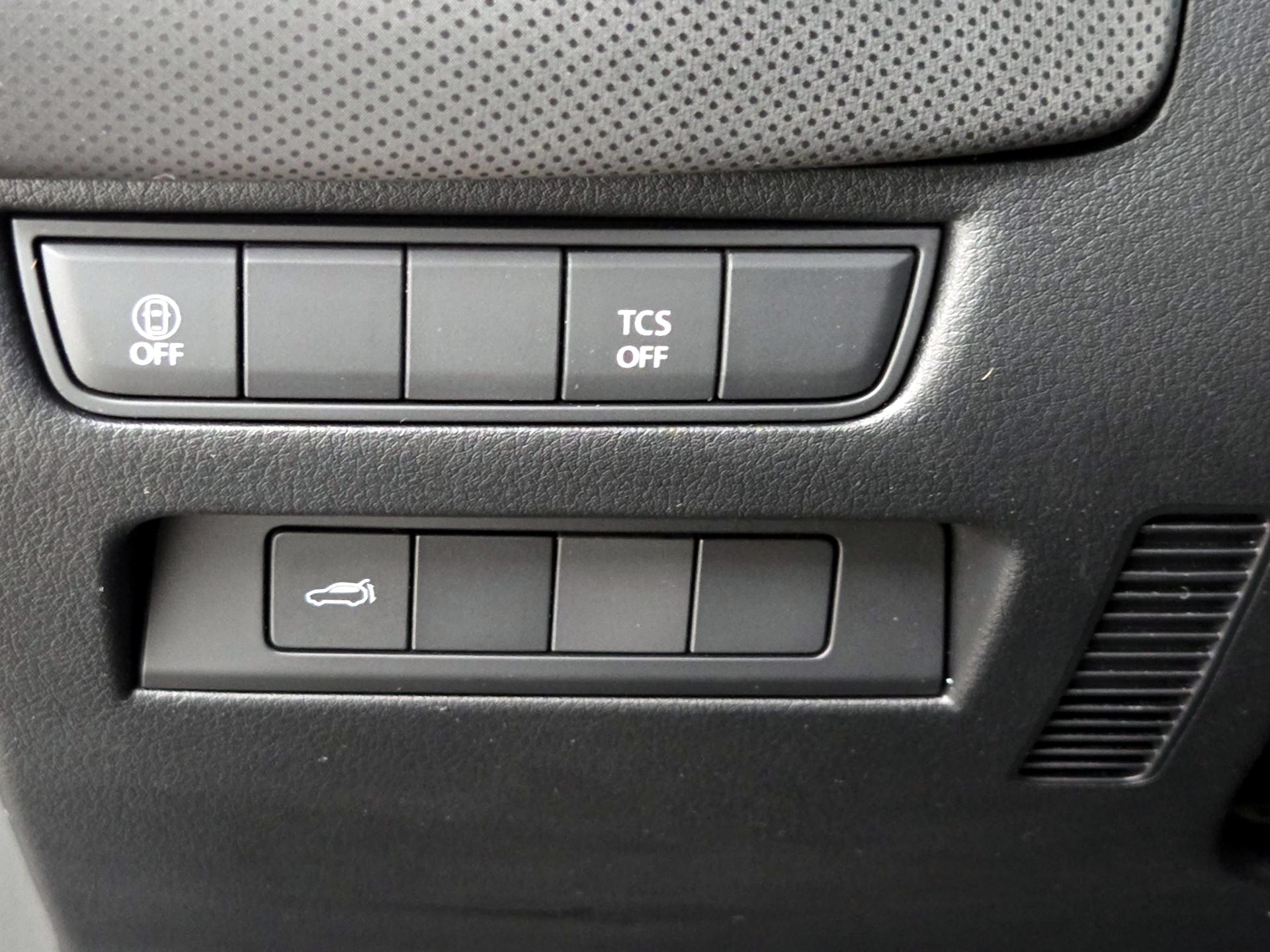 Thumbnail: 2025 Mazda CX-50 - 13