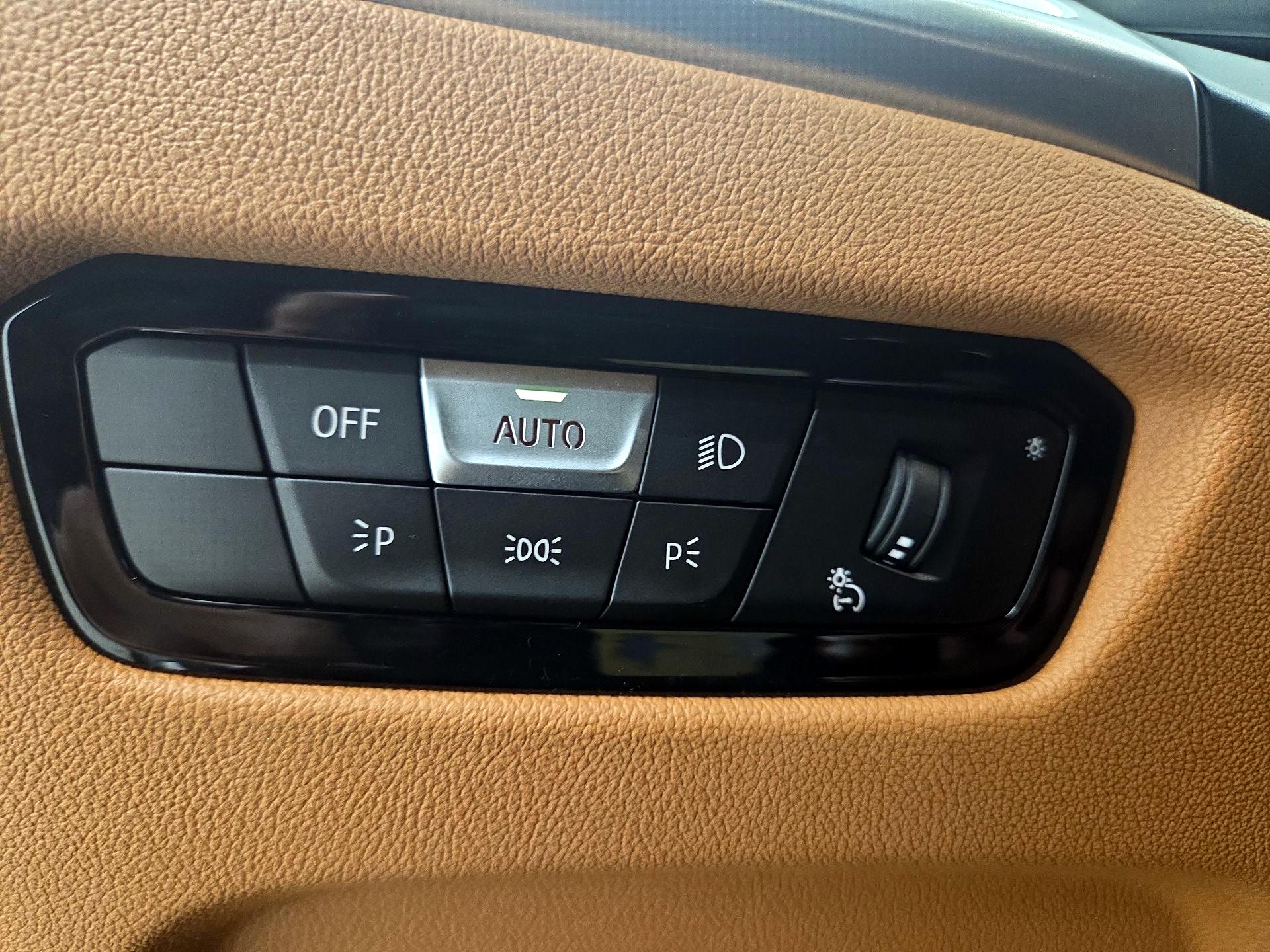 Thumbnail: 2025 BMW 4 Series - 13