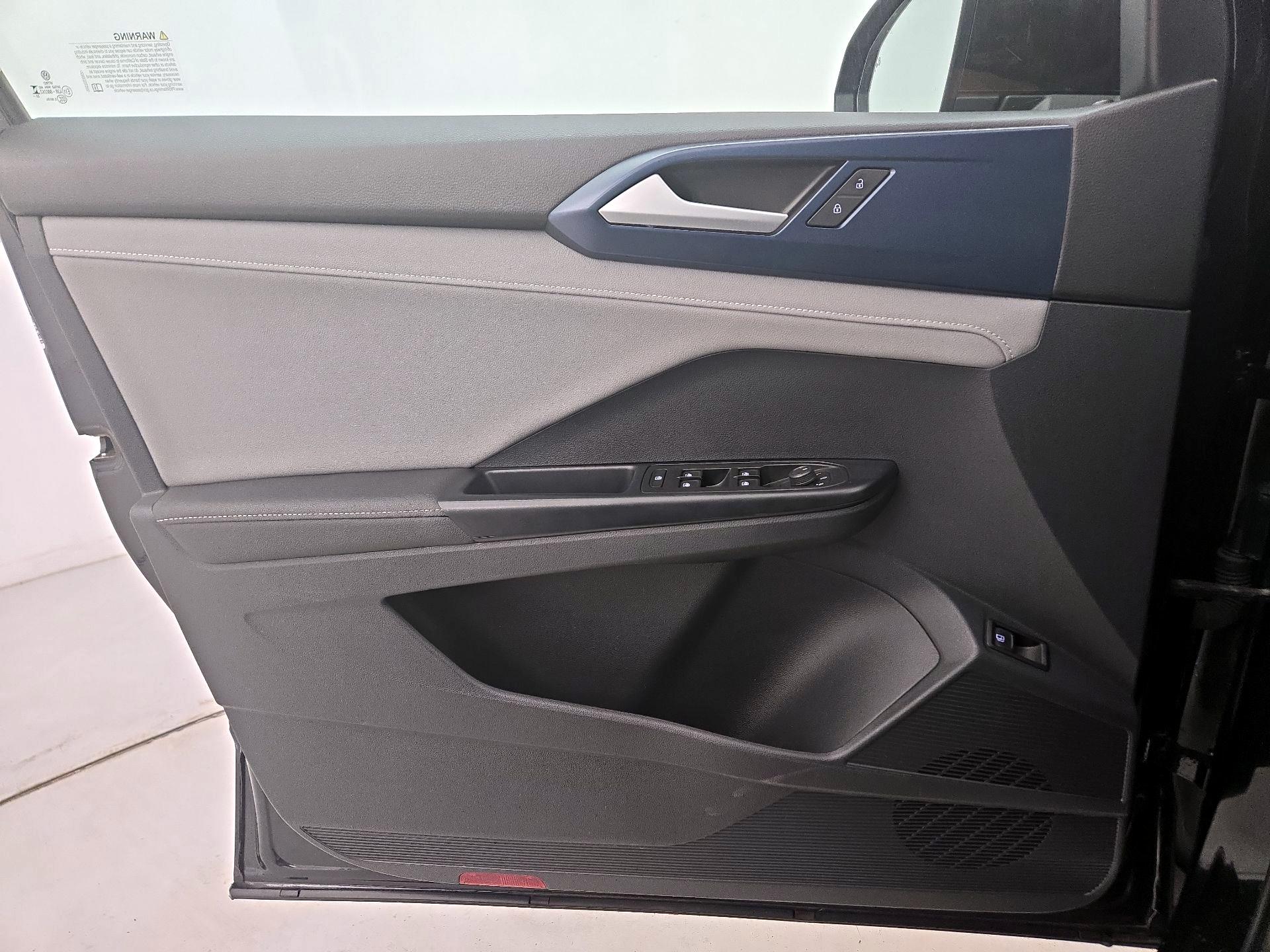 Thumbnail: 2024 Volkswagen Taos - 12