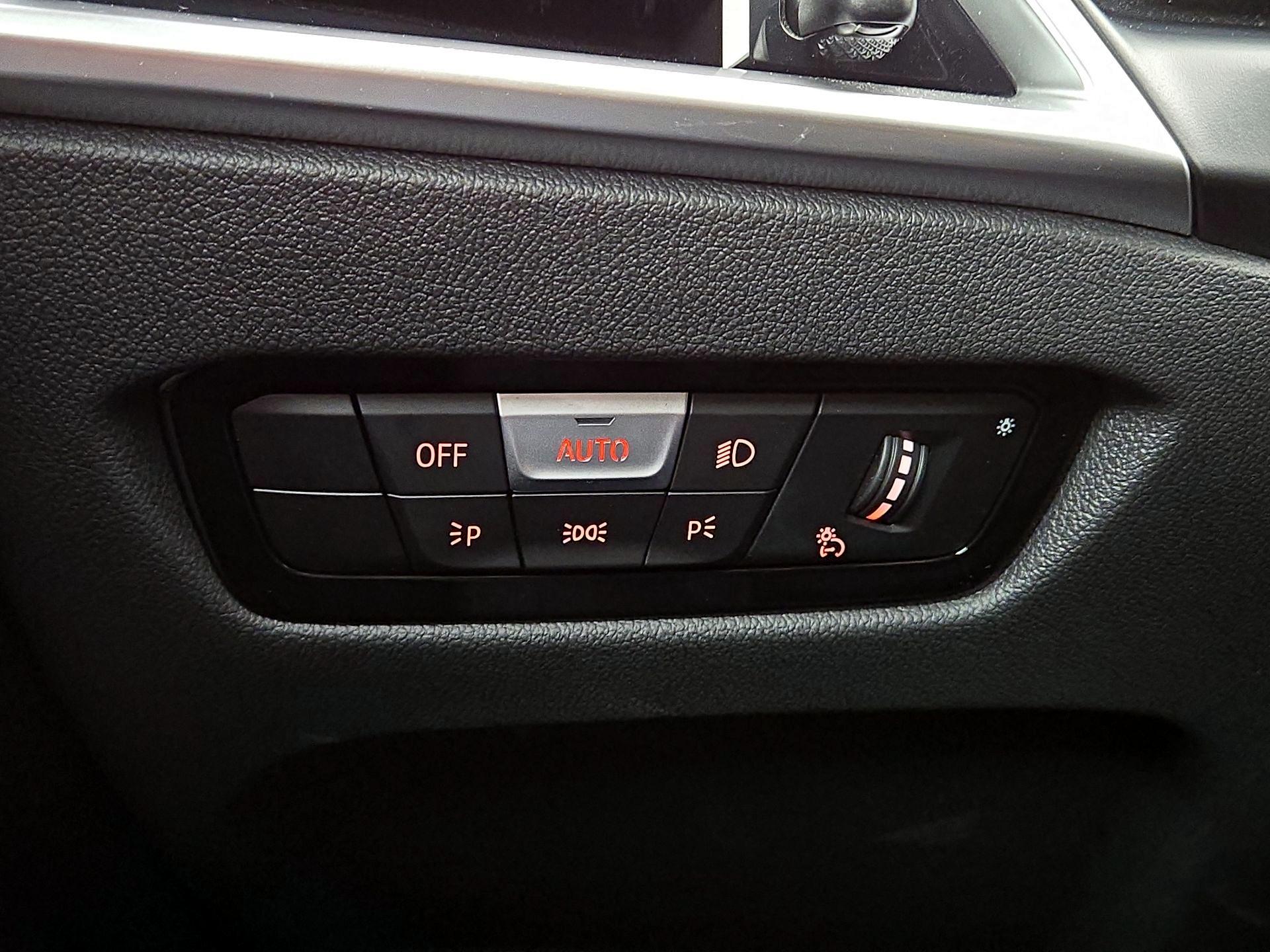 Thumbnail: 2025 BMW 4 Series - 13