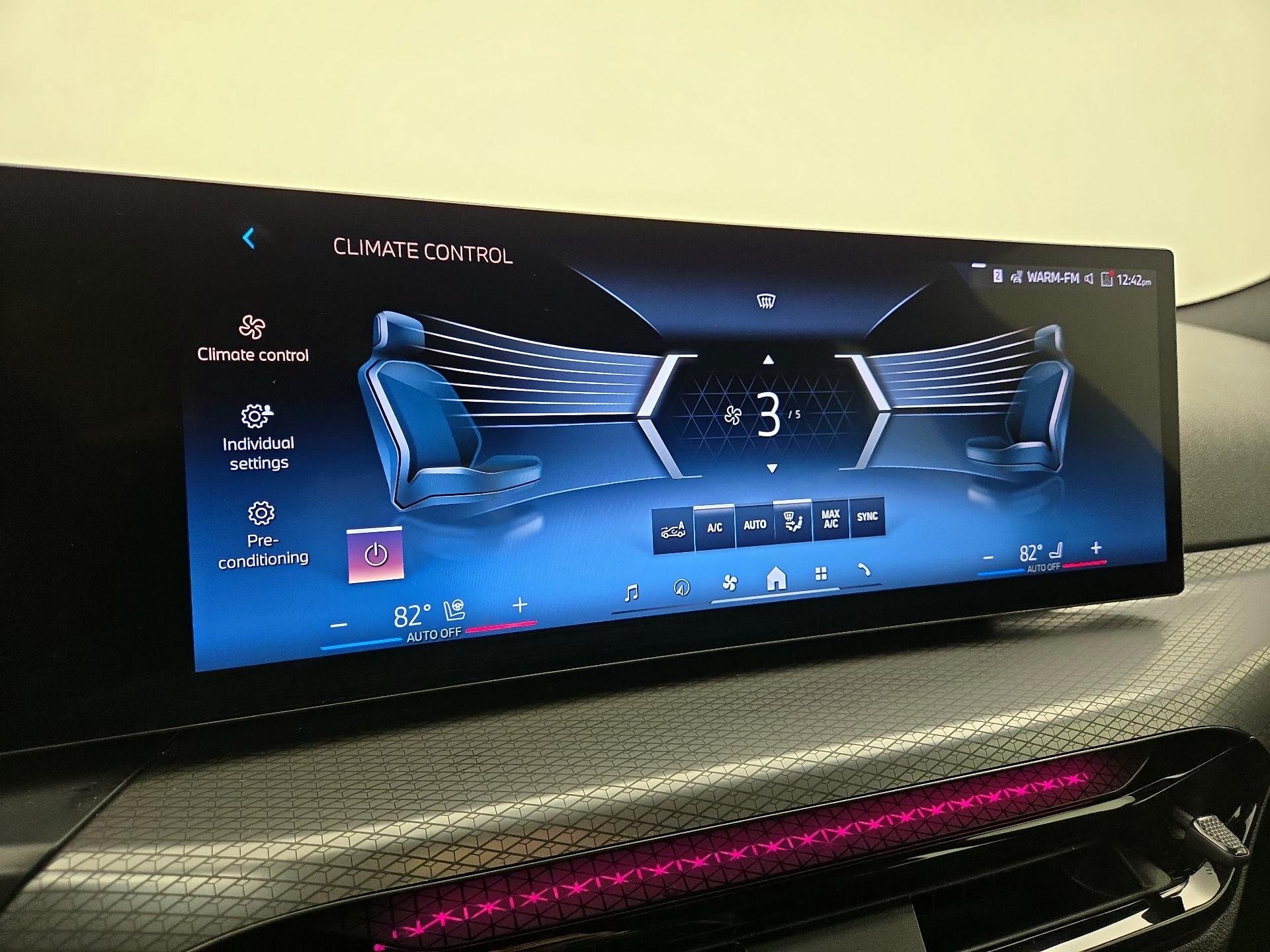 Thumbnail: 2025 BMW 4 Series - 17