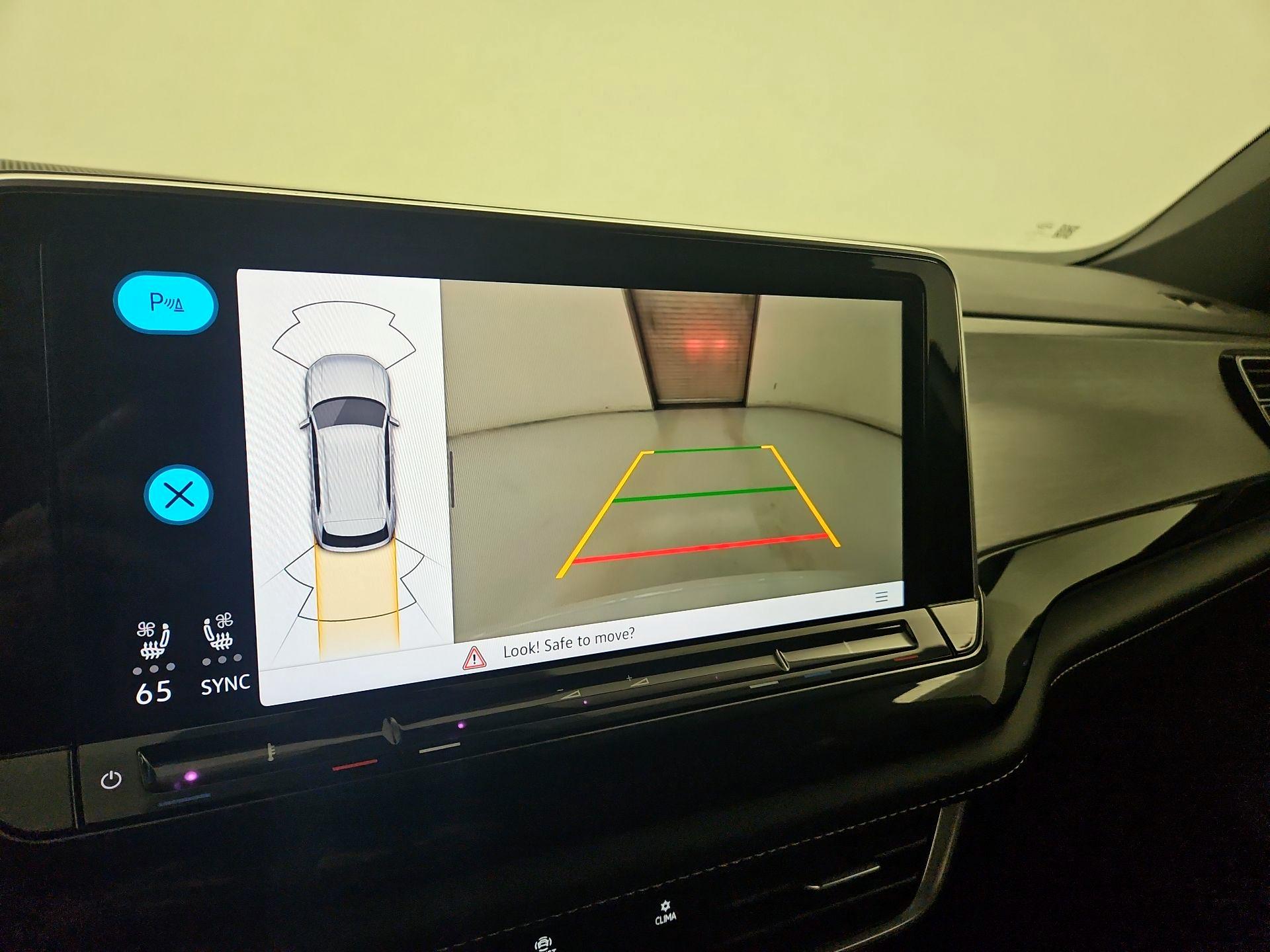 Thumbnail: 2024 Volkswagen Atlas - 14