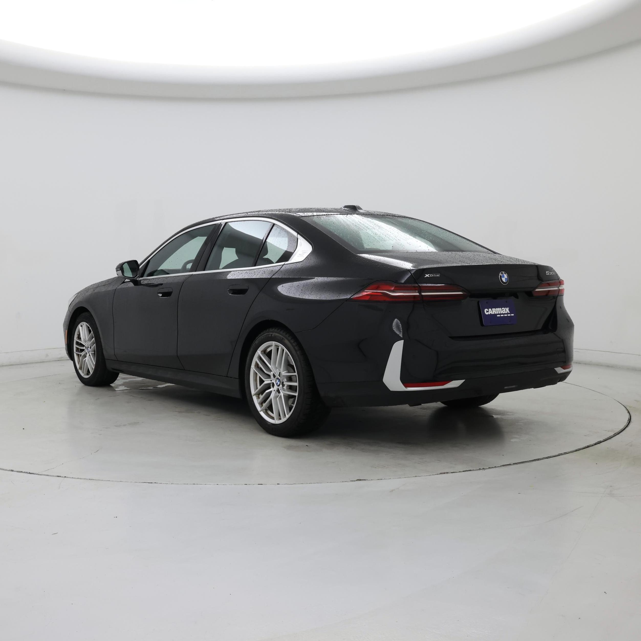 Thumbnail: 2025 BMW 5 Series - 2