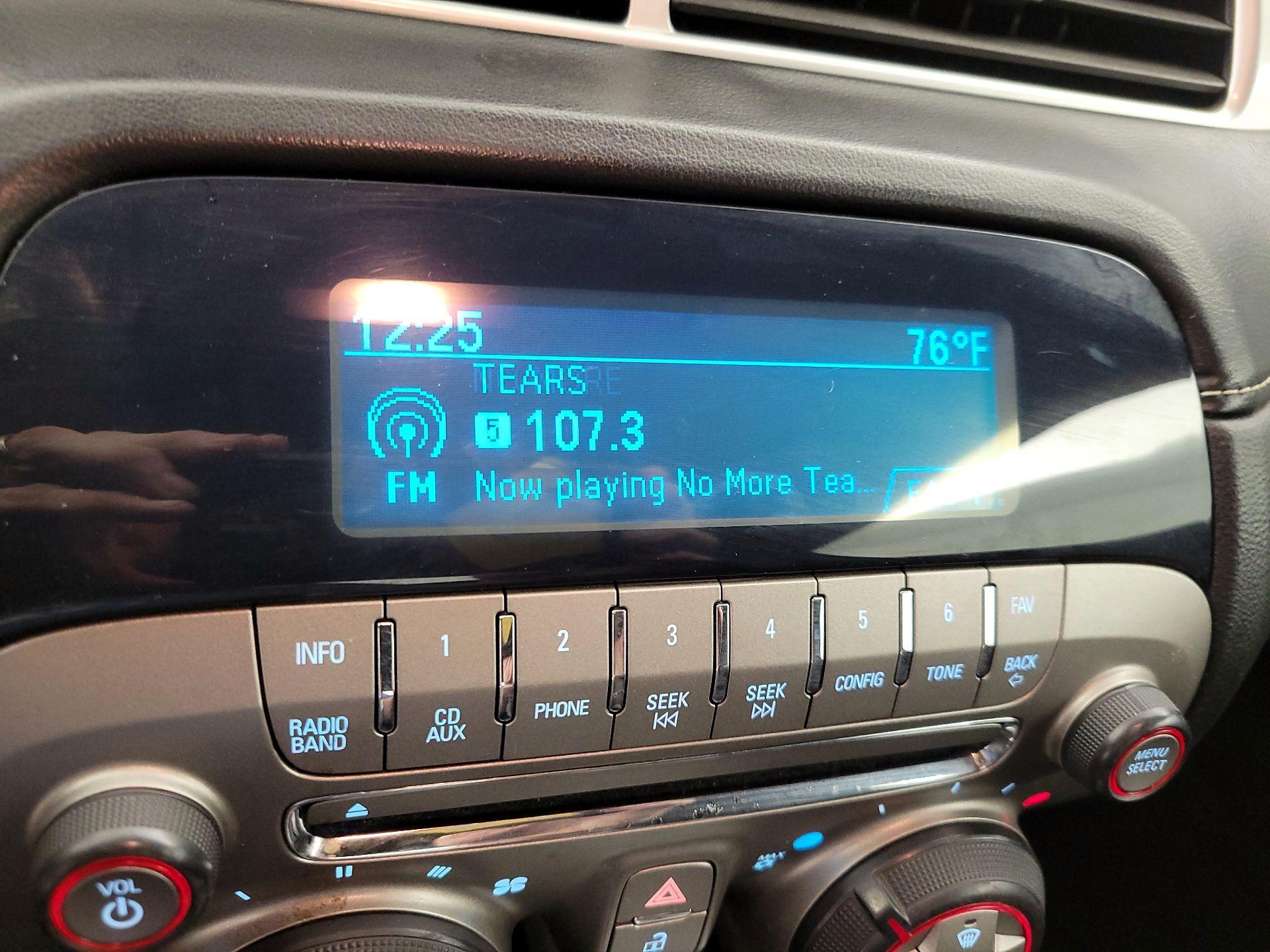 Thumbnail: 2015 Chevrolet Camaro - 14