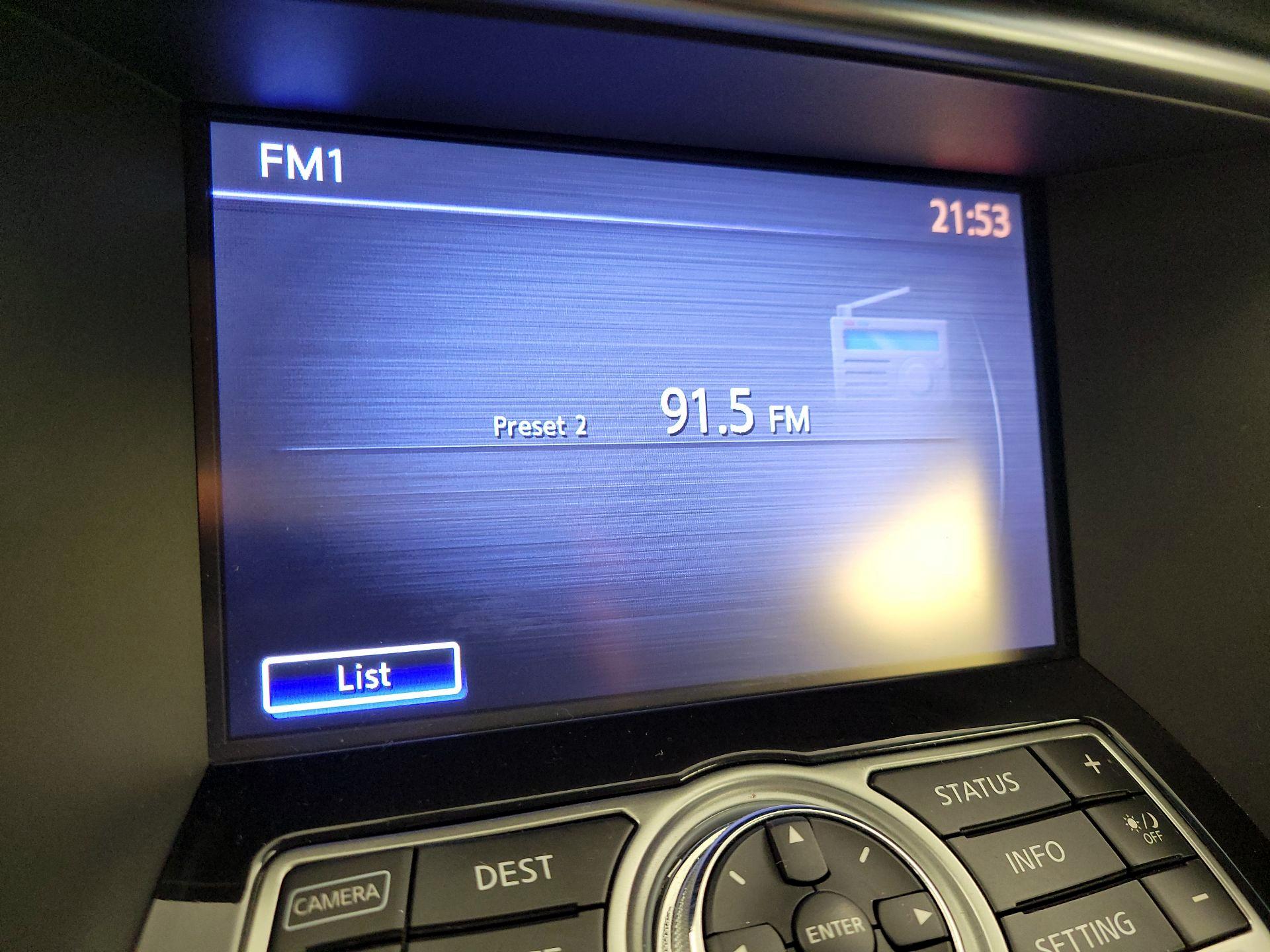 Thumbnail: 2016 INFINITI QX70 - 16