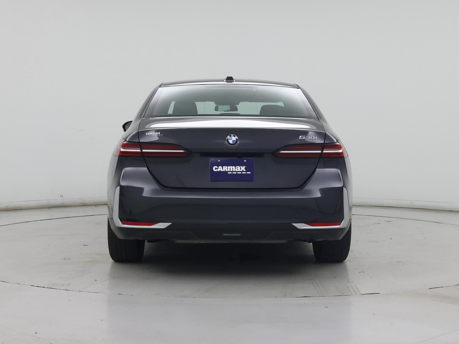 2025 BMW 5 Series 530i - Photo 7