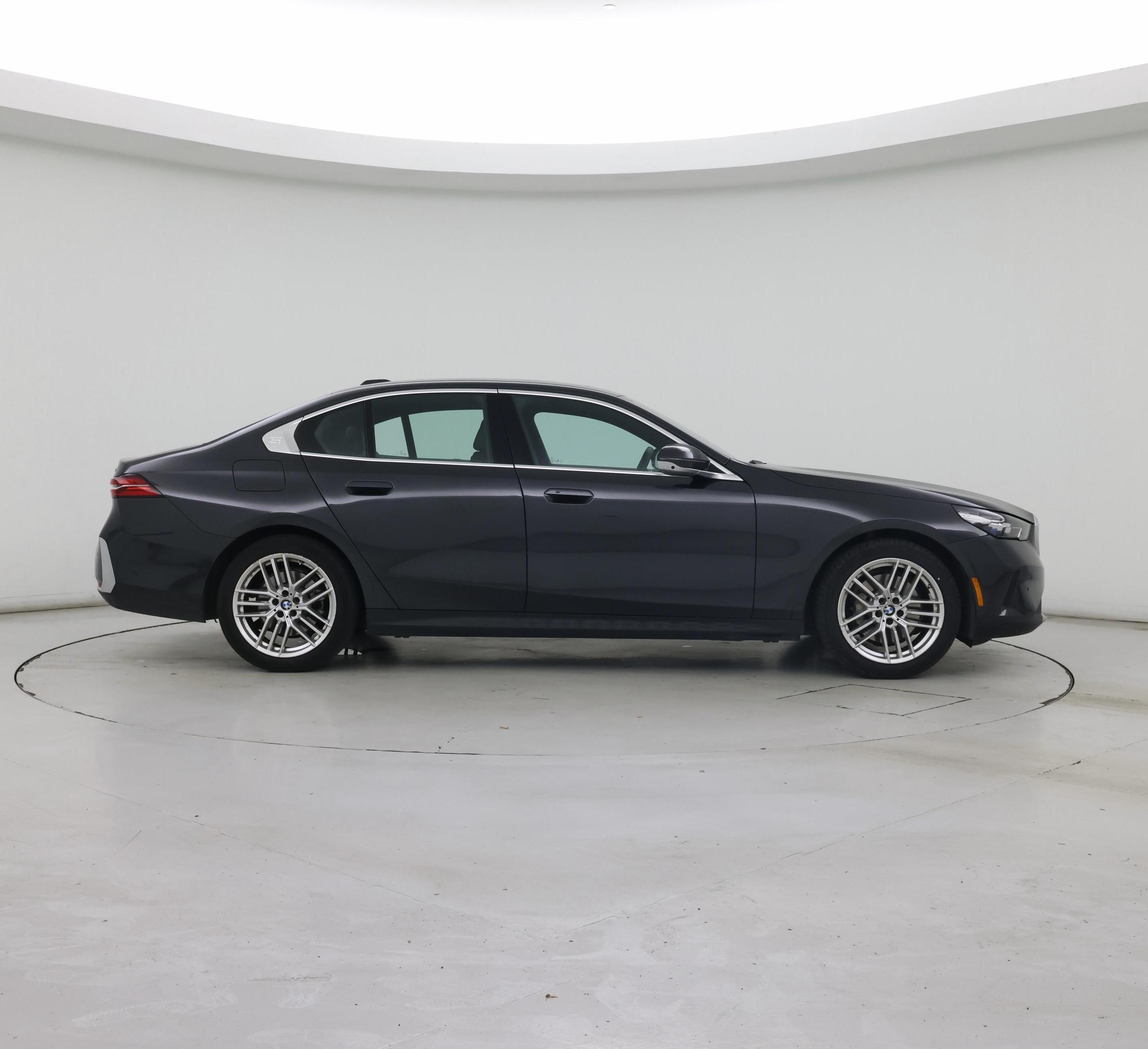 Thumbnail: 2025 BMW 5 Series - 7