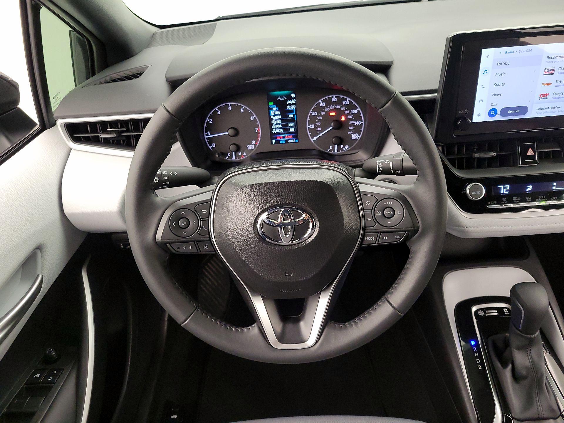 Thumbnail: 2025 Toyota Corolla - 10