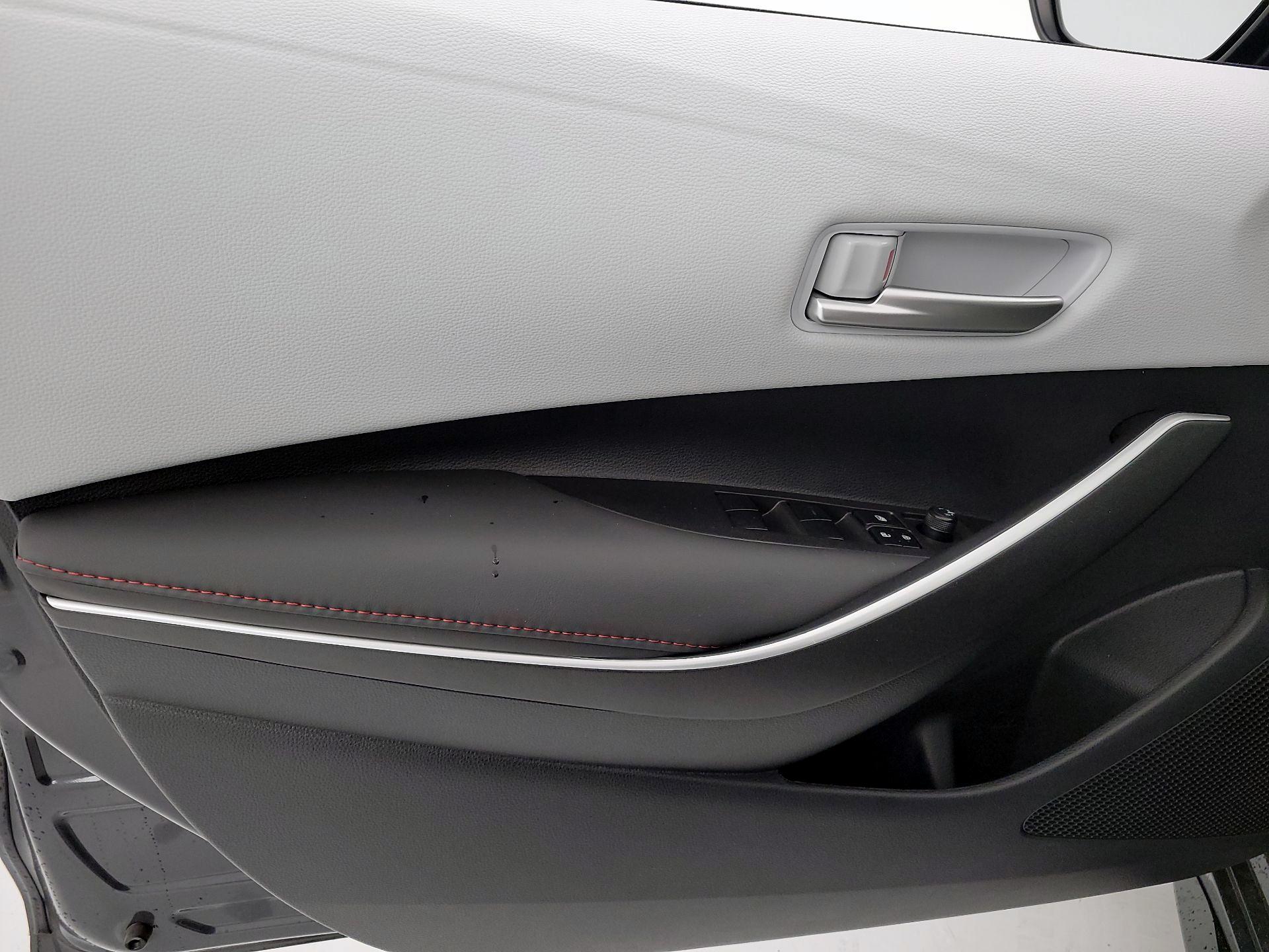 Thumbnail: 2025 Toyota Corolla - 12