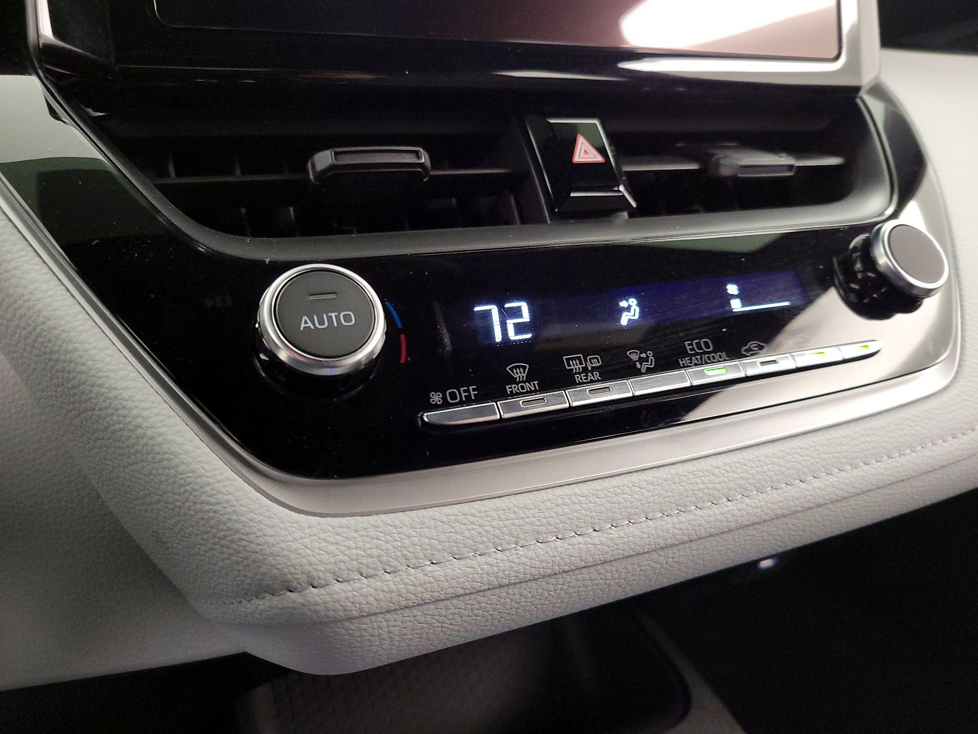 Thumbnail: 2025 Toyota Corolla - 16