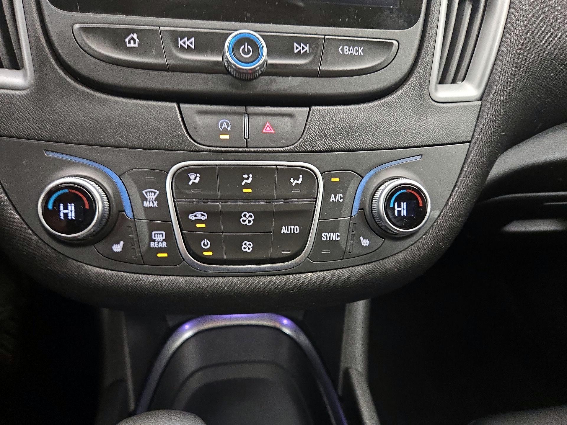 Thumbnail: 2024 Chevrolet Malibu - 16