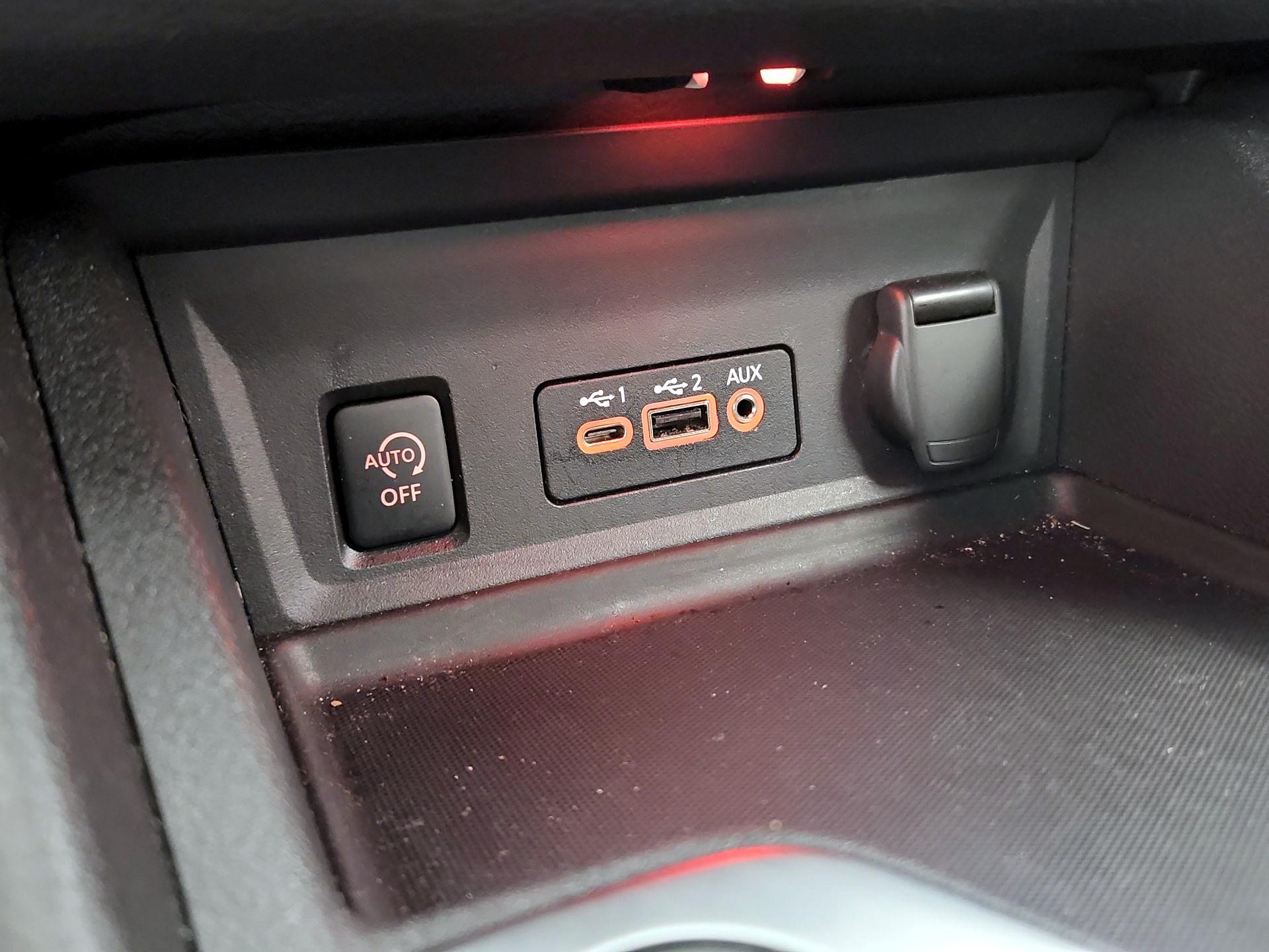 Thumbnail: 2024 Nissan Sentra - 18