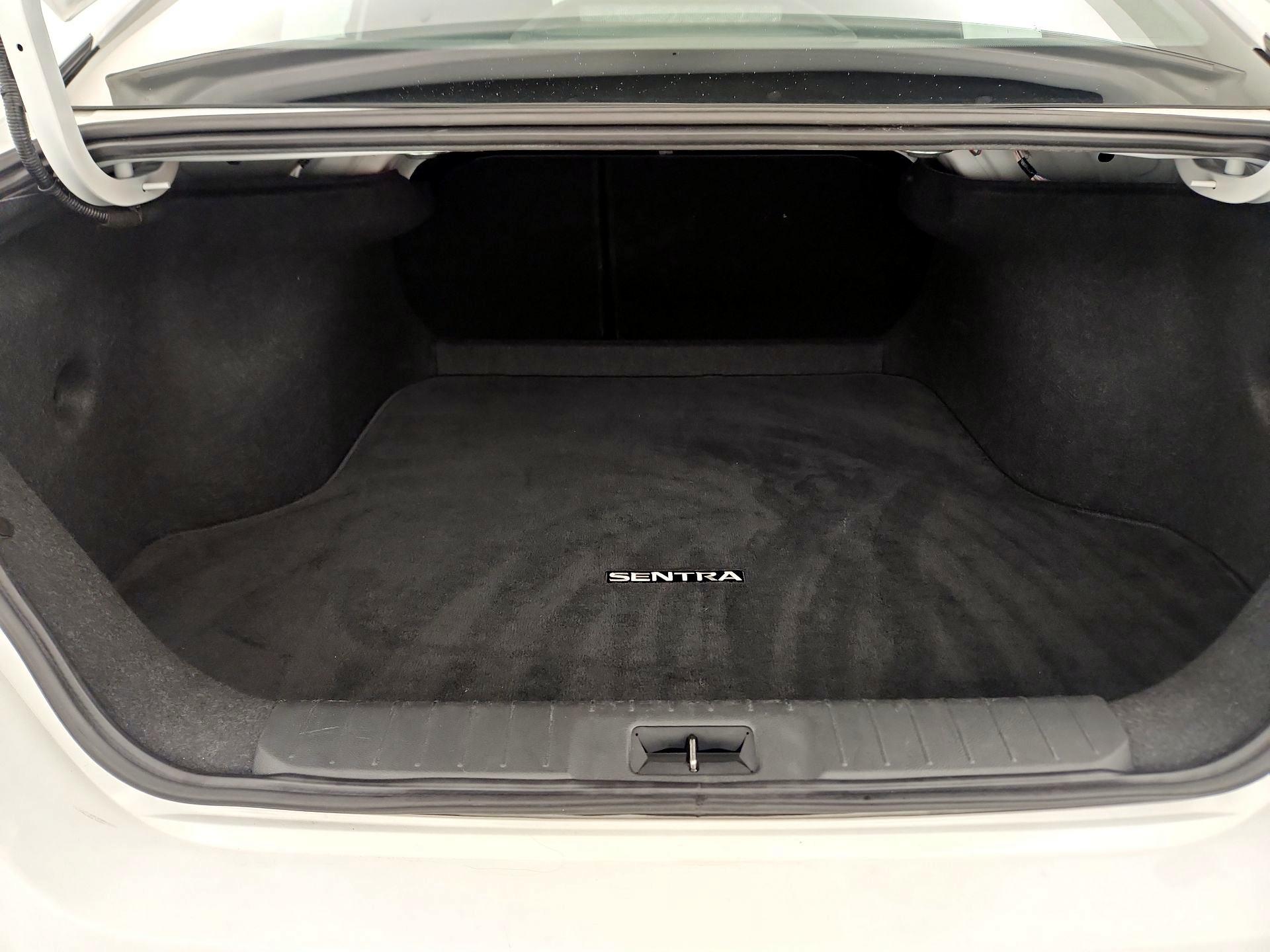 Thumbnail: 2024 Nissan Sentra - 20