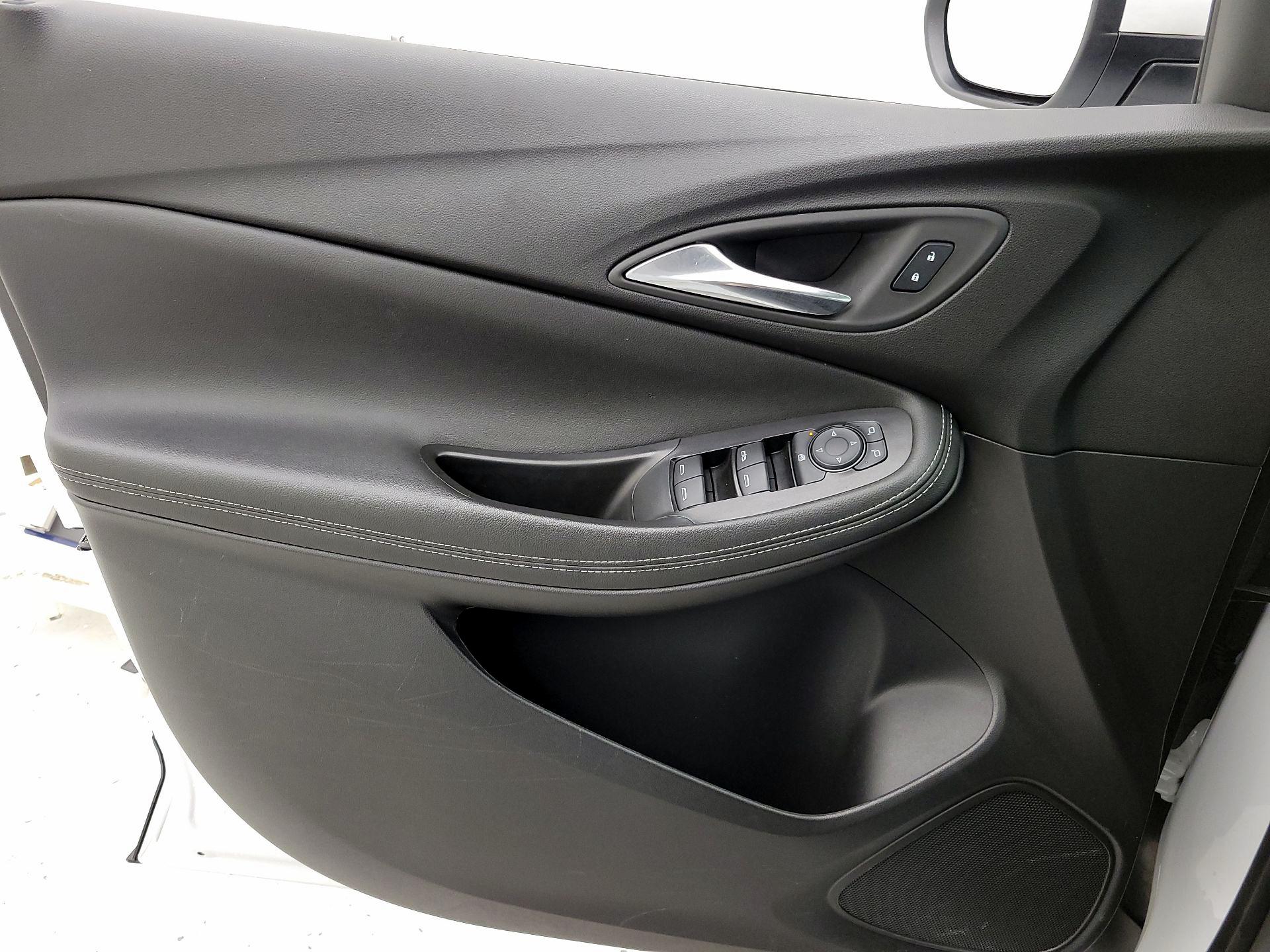 Thumbnail: 2025 Buick Encore GX - 12