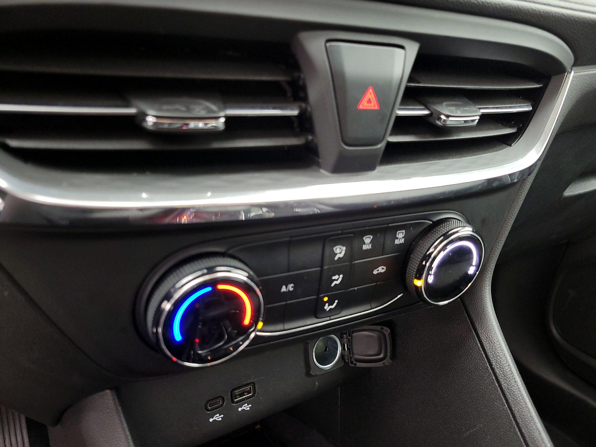 Thumbnail: 2025 Buick Encore GX - 16