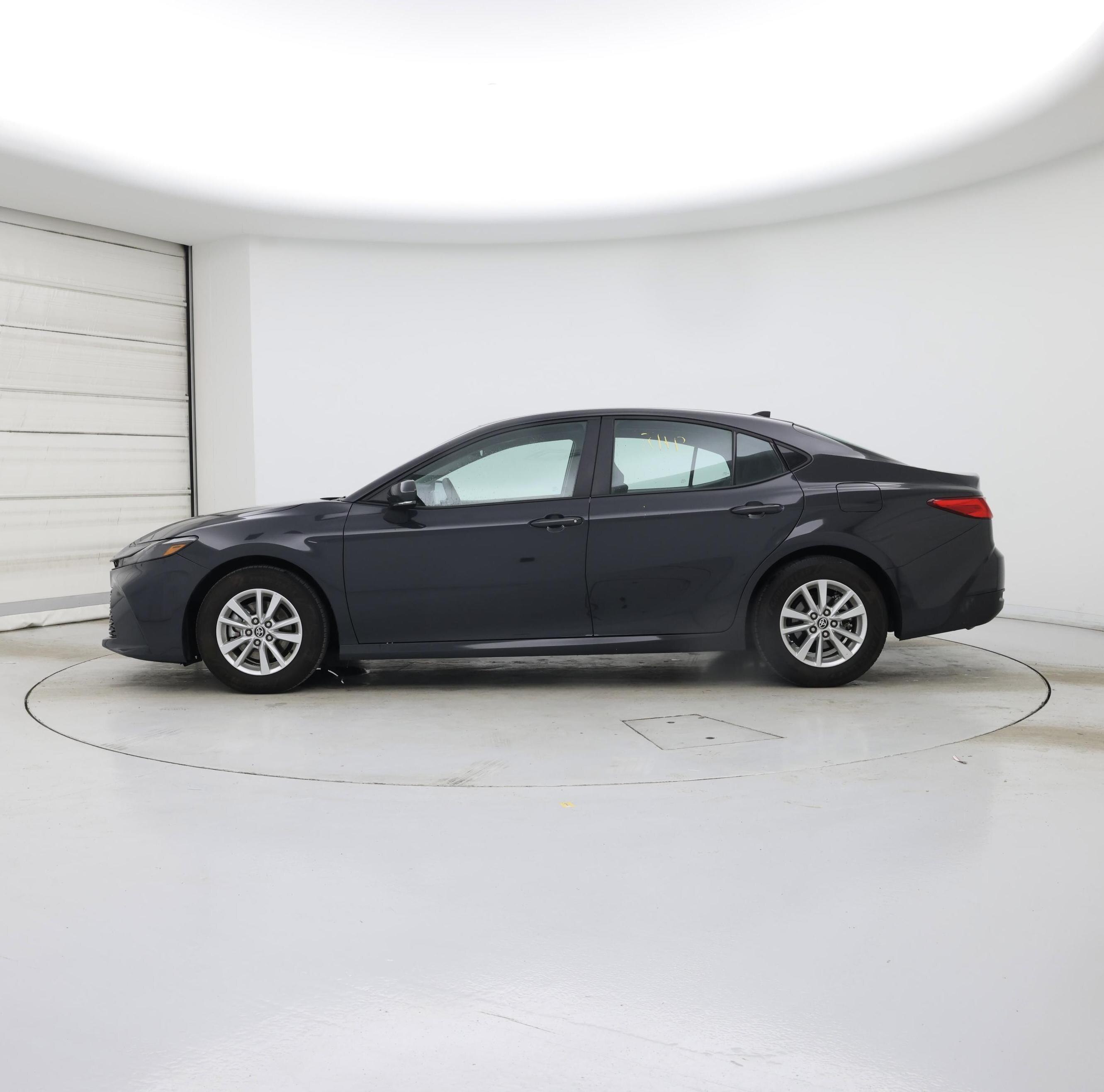 Thumbnail: 2025 Toyota Camry - 3