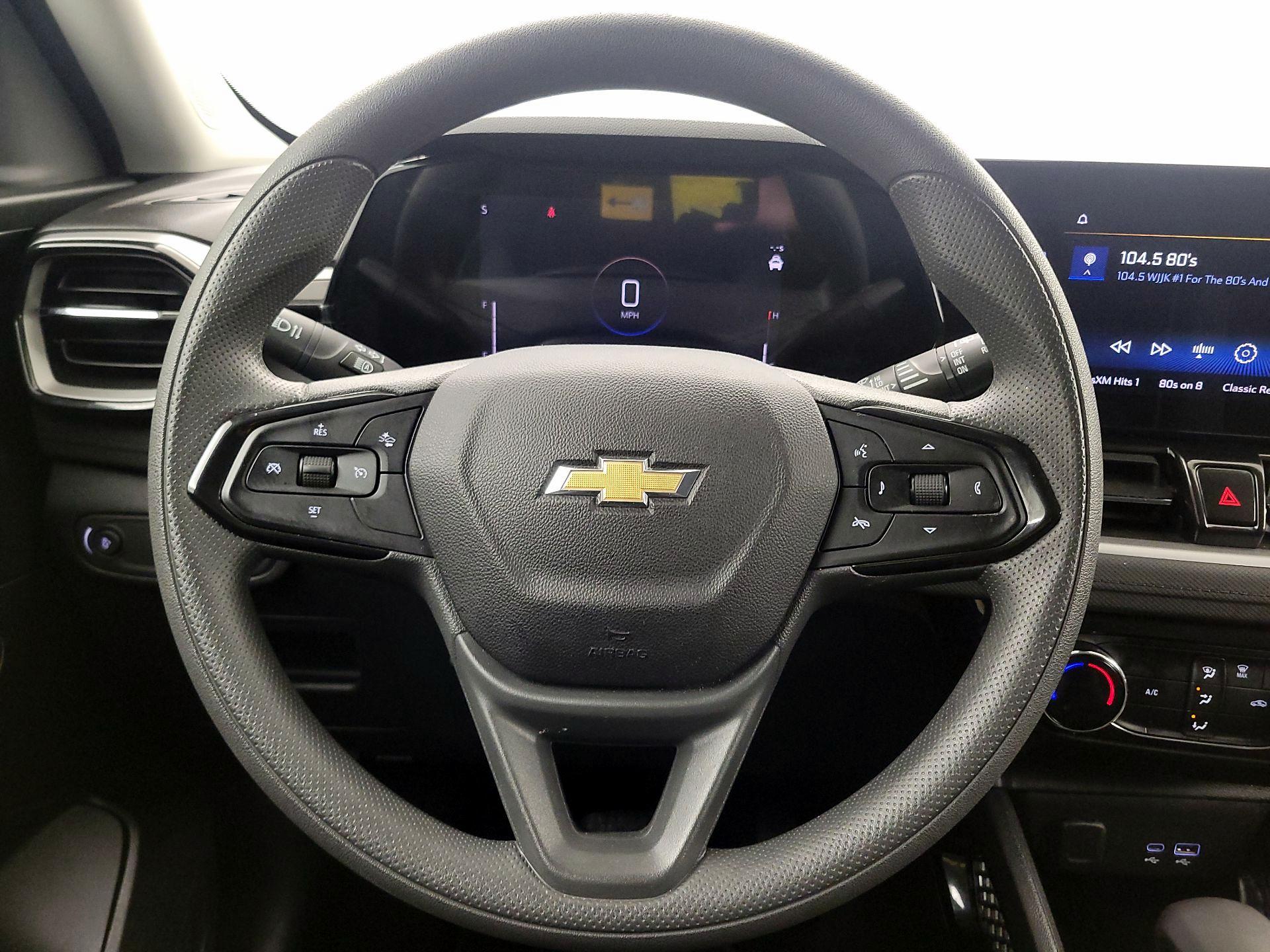 Thumbnail: 2025 Chevrolet TrailBlazer - 10