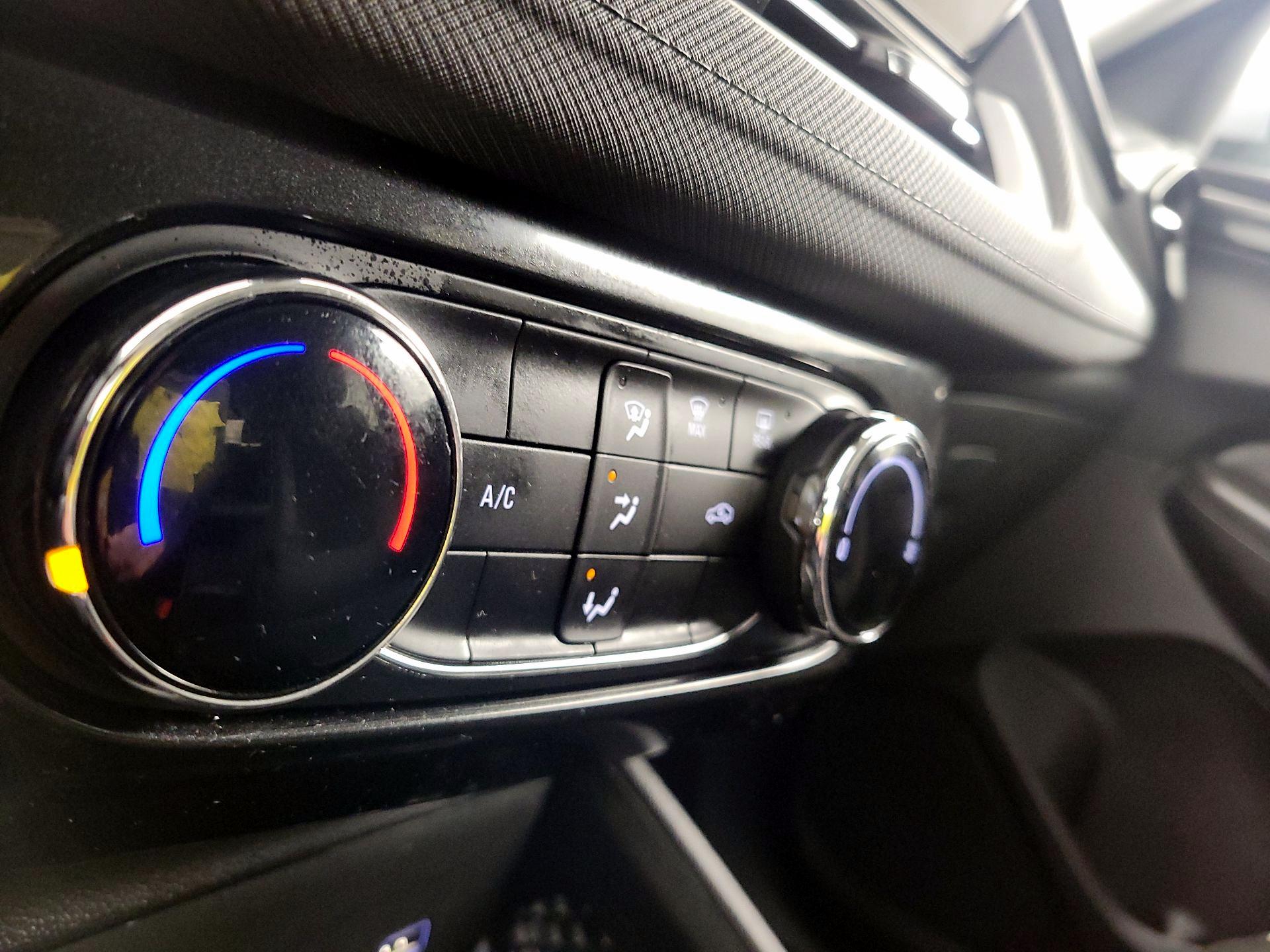 Thumbnail: 2025 Chevrolet TrailBlazer - 16