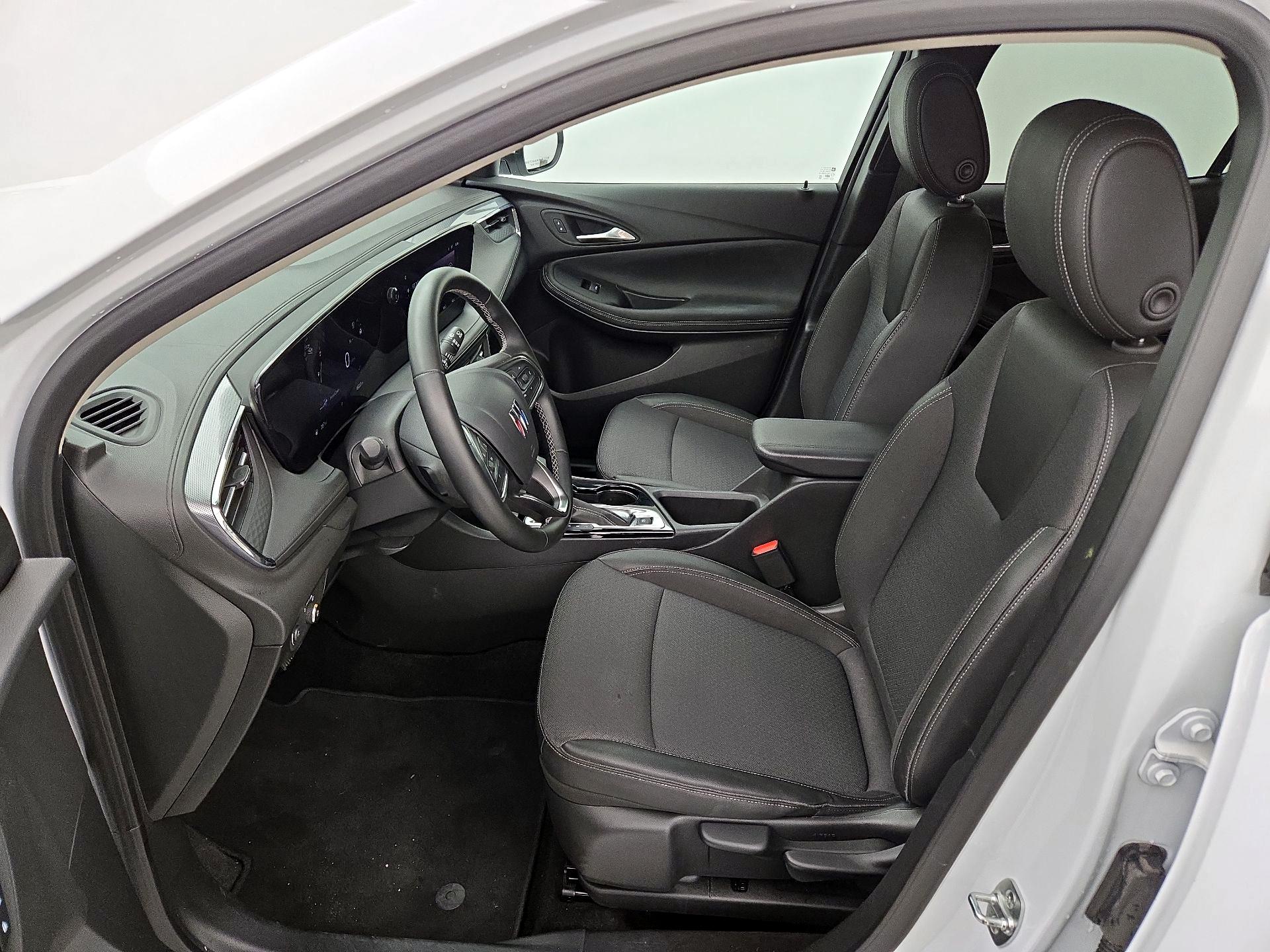 Thumbnail: 2025 Buick Encore GX - 11