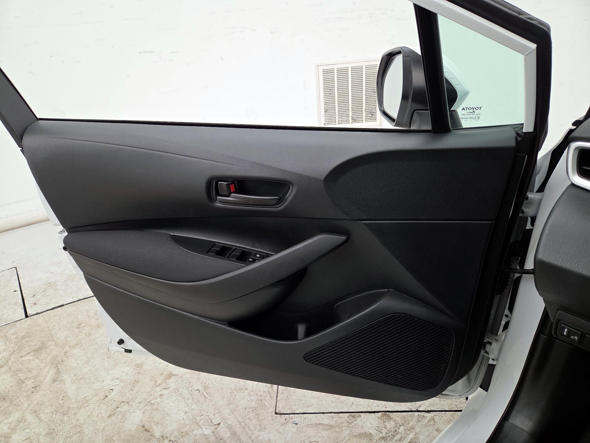 Thumbnail: 2025 Toyota Corolla - 12