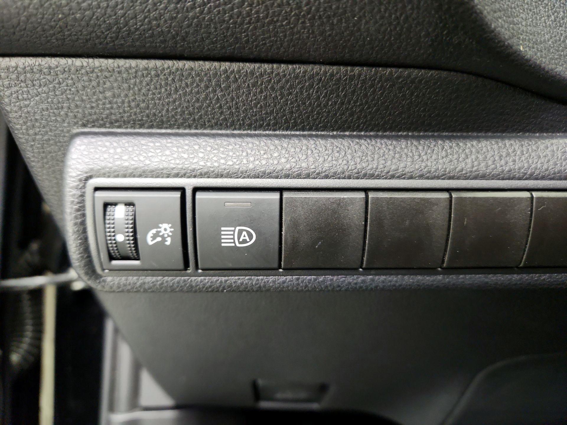 Thumbnail: 2024 Toyota Corolla - 13